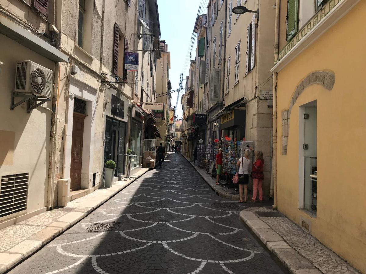 Sleep In Antibes City Center
