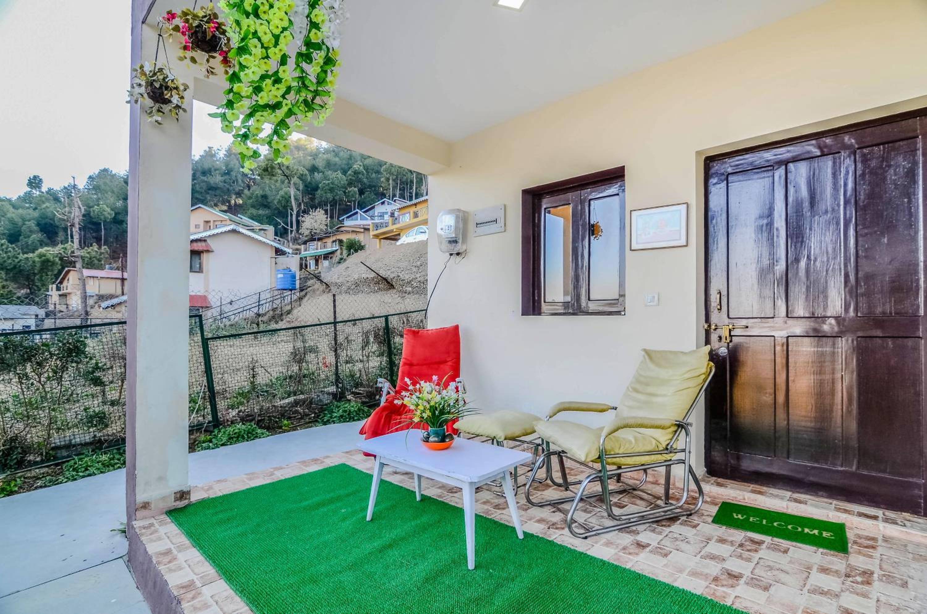 Hostie Sharanam - 2BHK Pvt Mountain Villa, Majkhali view 2