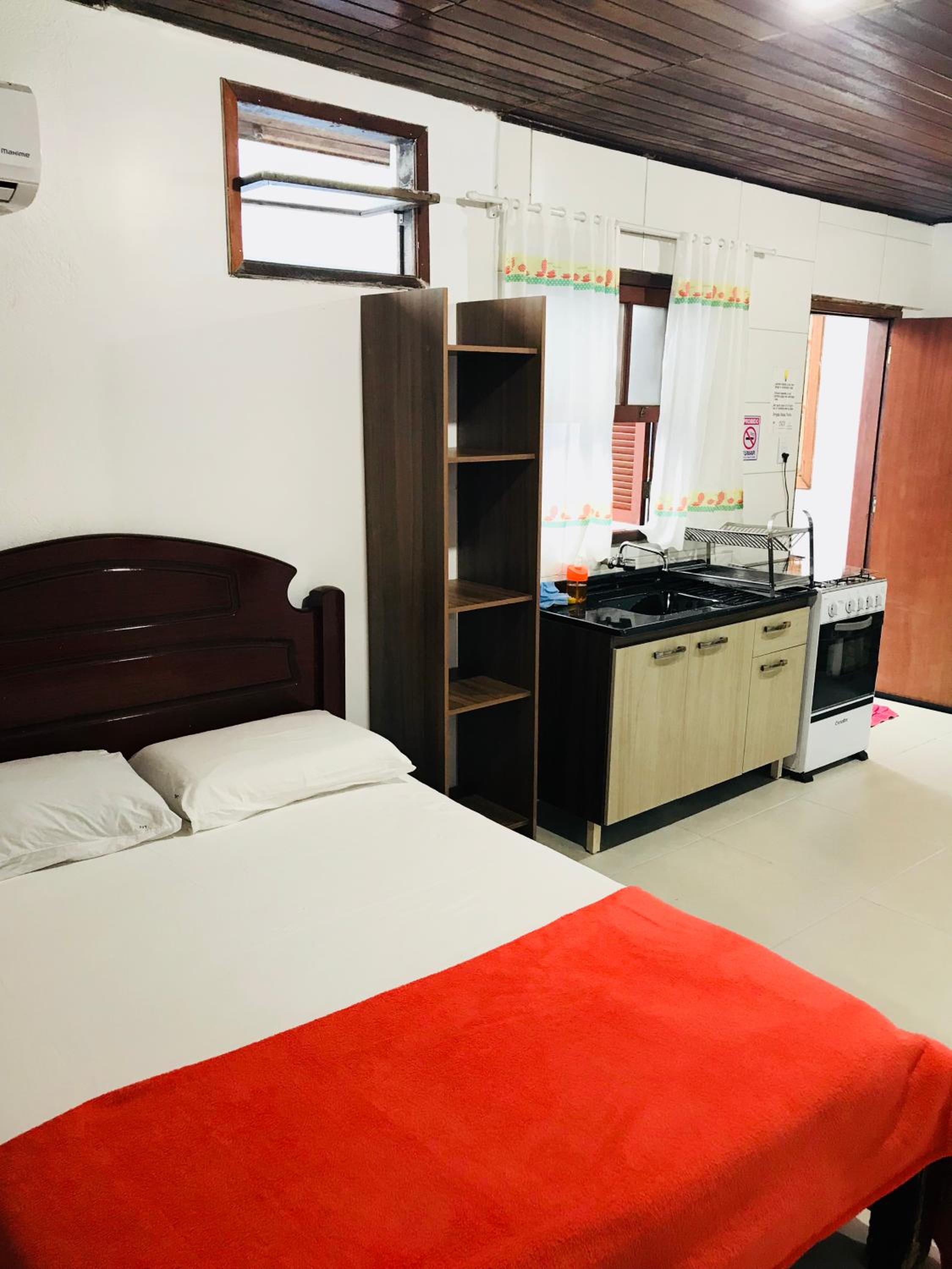 Lagoa da Conceição Apartments AC -cozinha completa-centrinho da lagoa