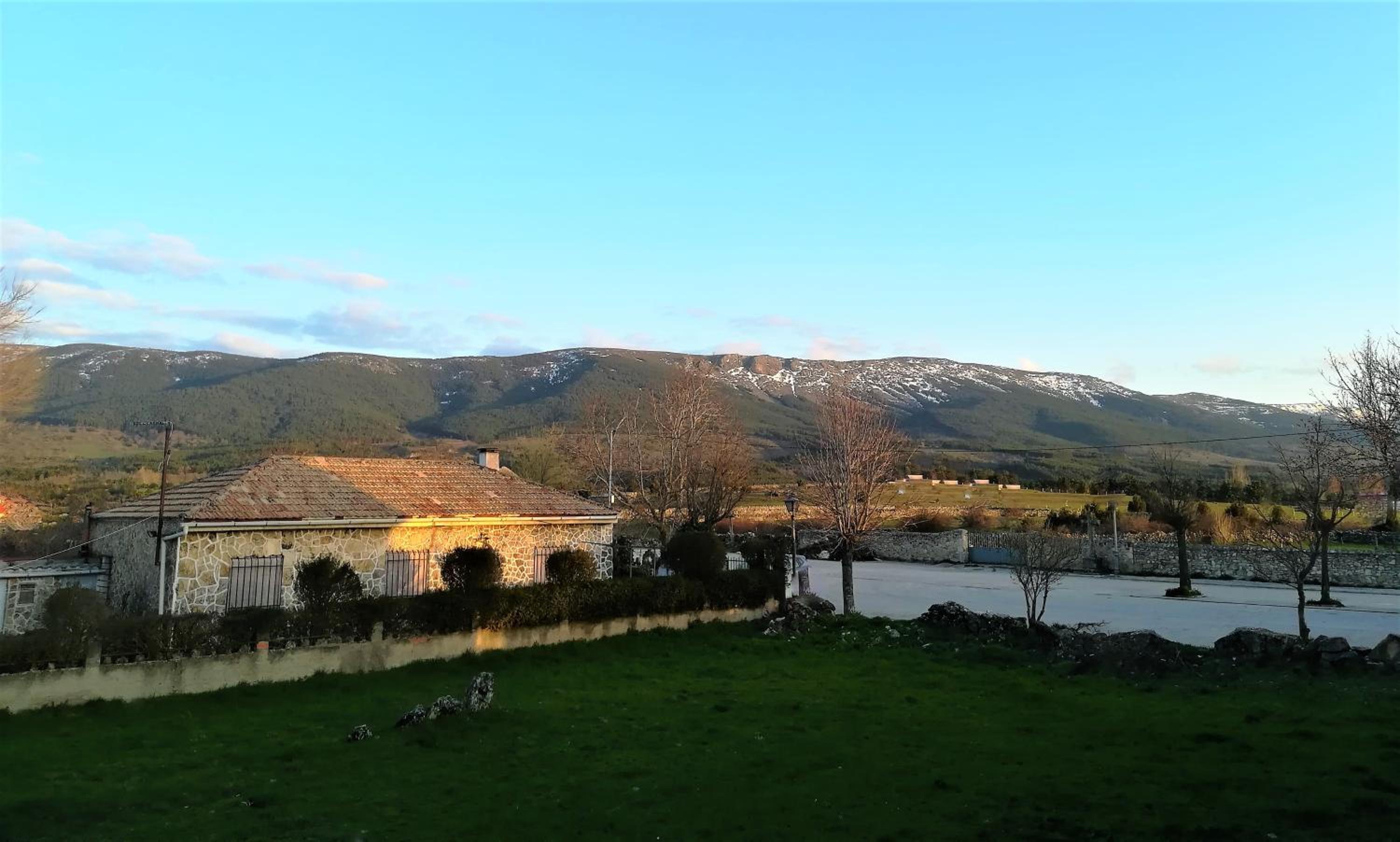 La Cerca view 4