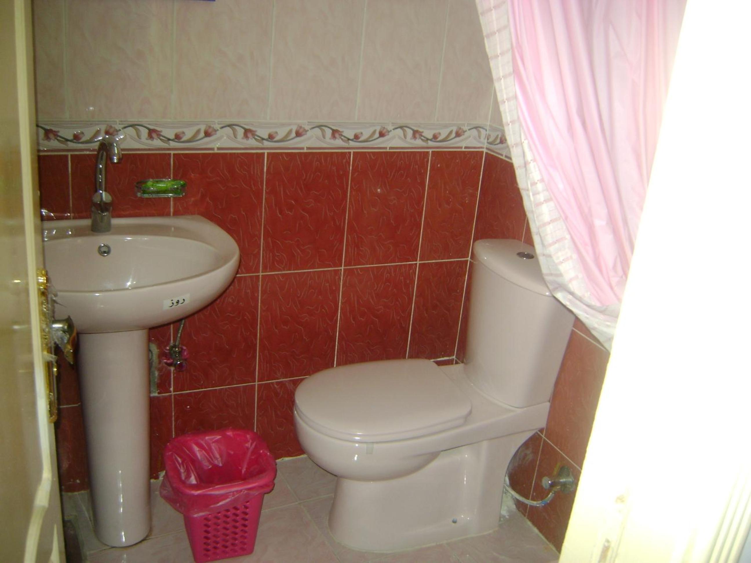 Isis Hostel 2