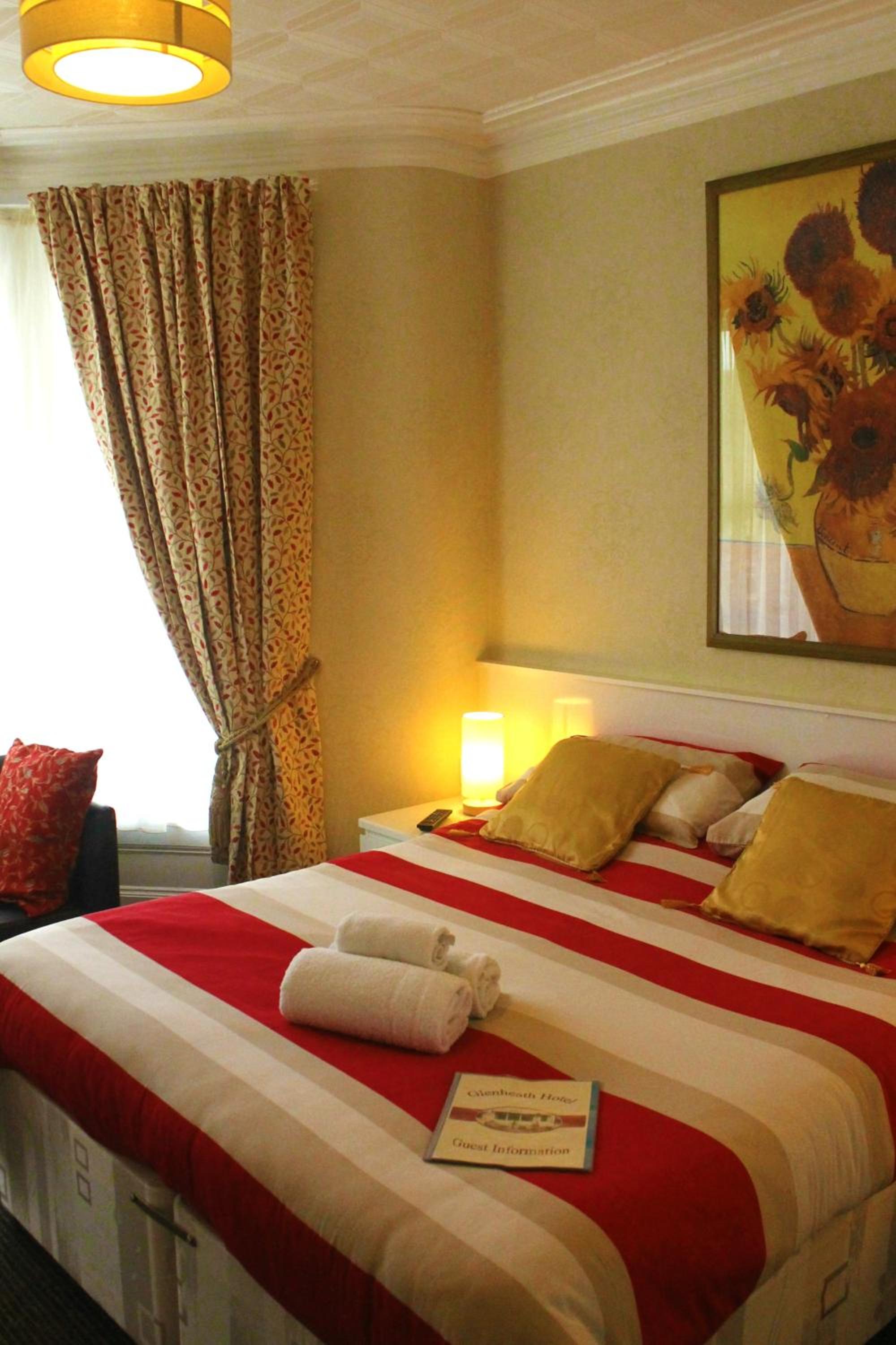 Glenheath Hotel