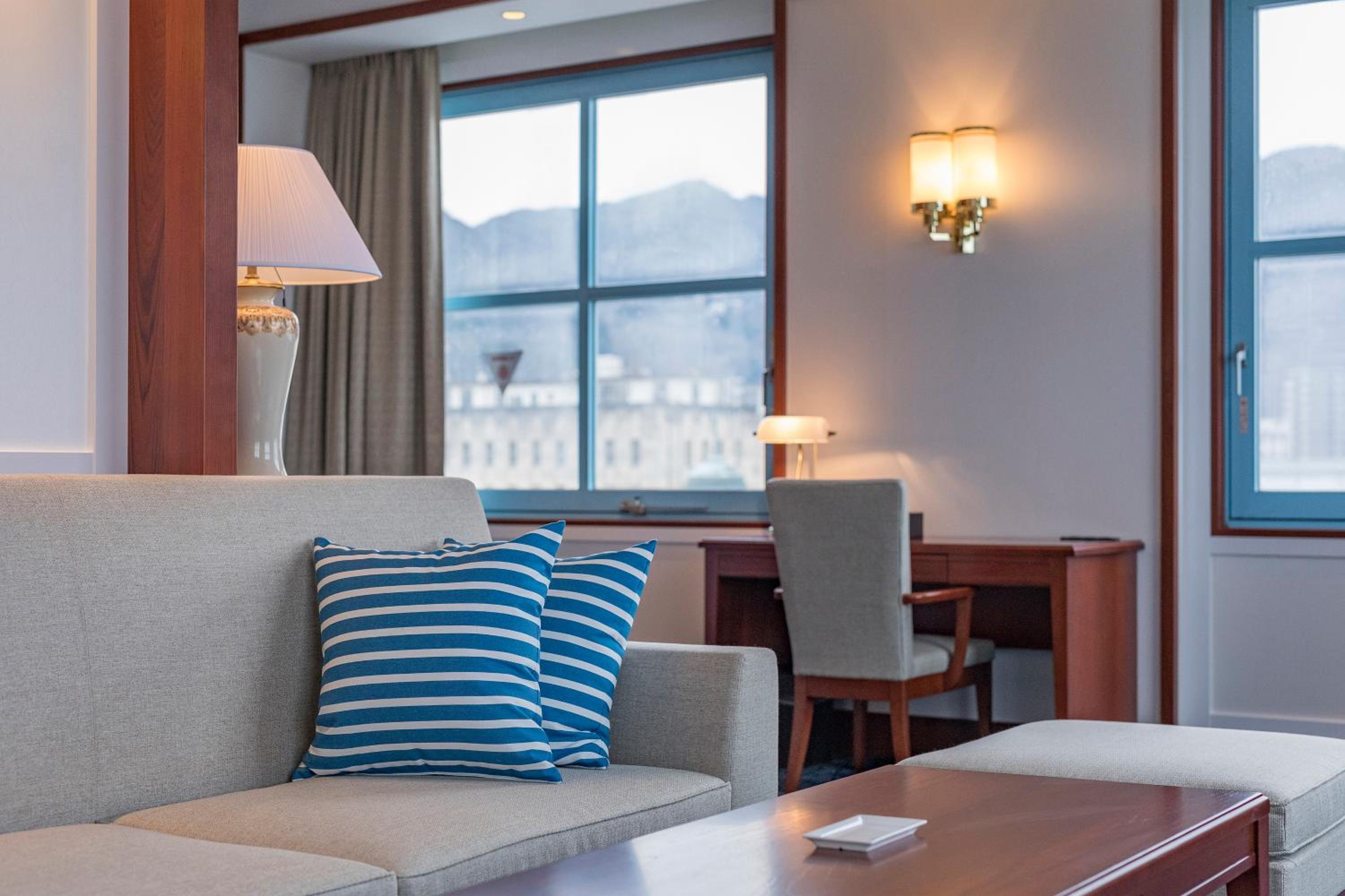 Premier Hotel Mojiko 6