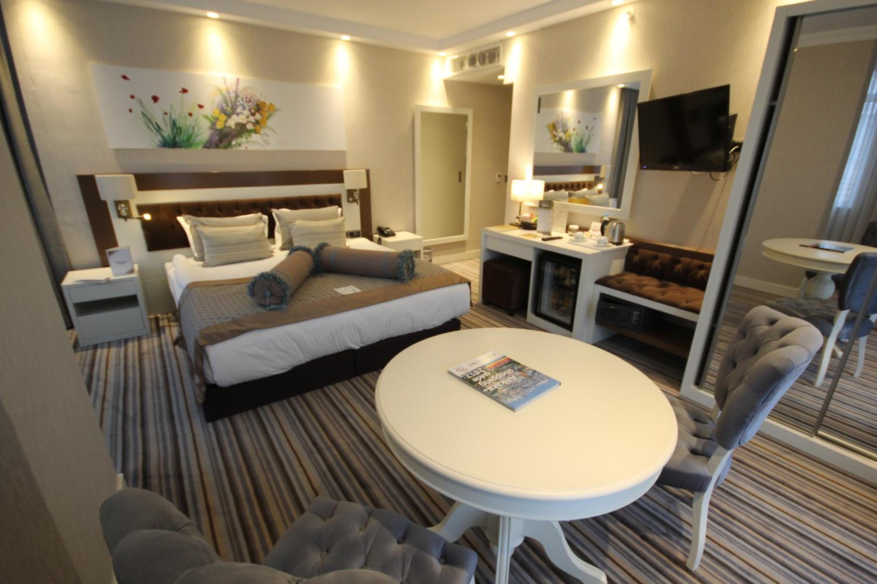 Seven Deep Otel - Image 27