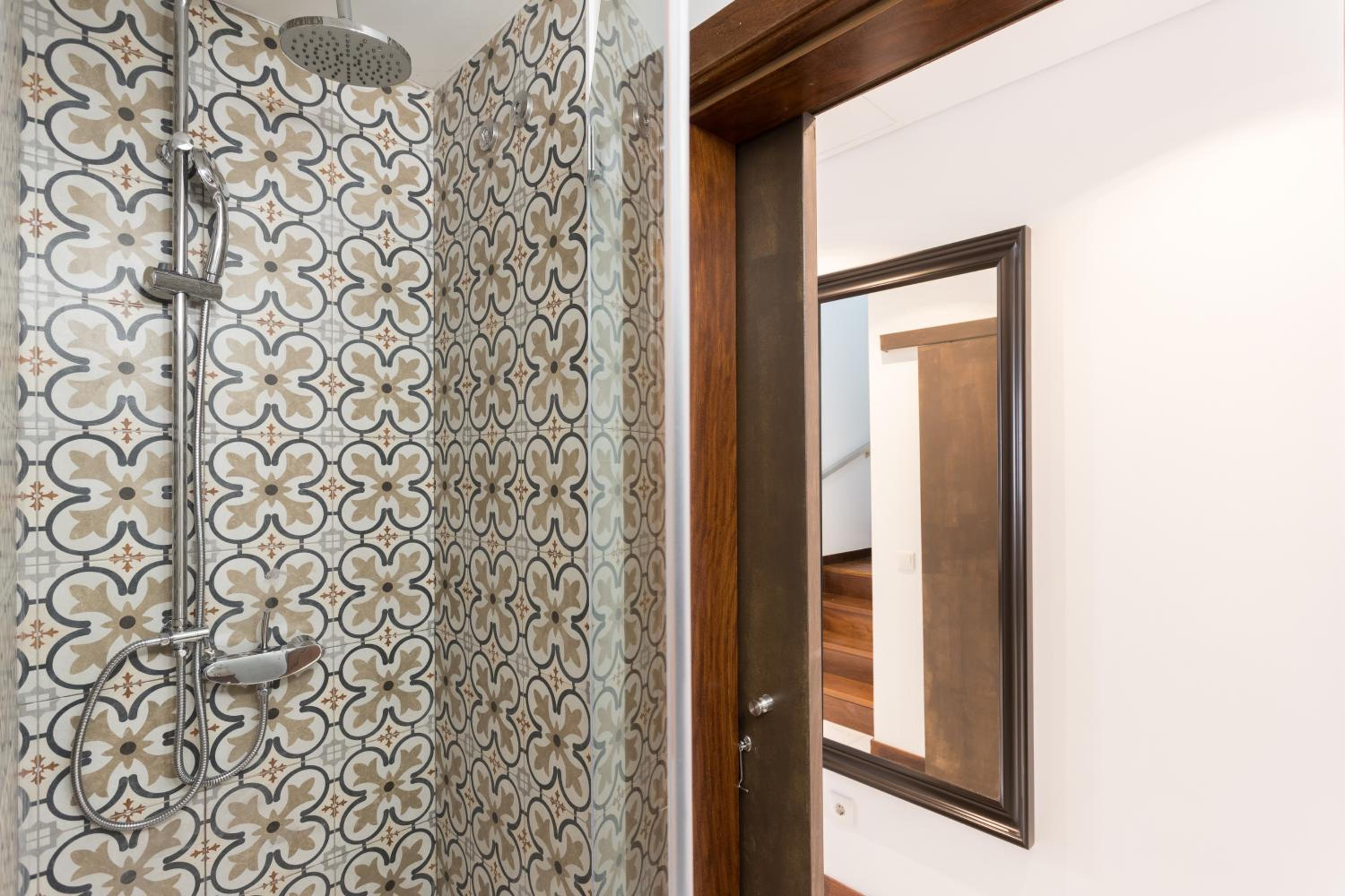 Rossio Penthouse Three-Bedroom Apartment w/ River View and Parking - by LU Holidays