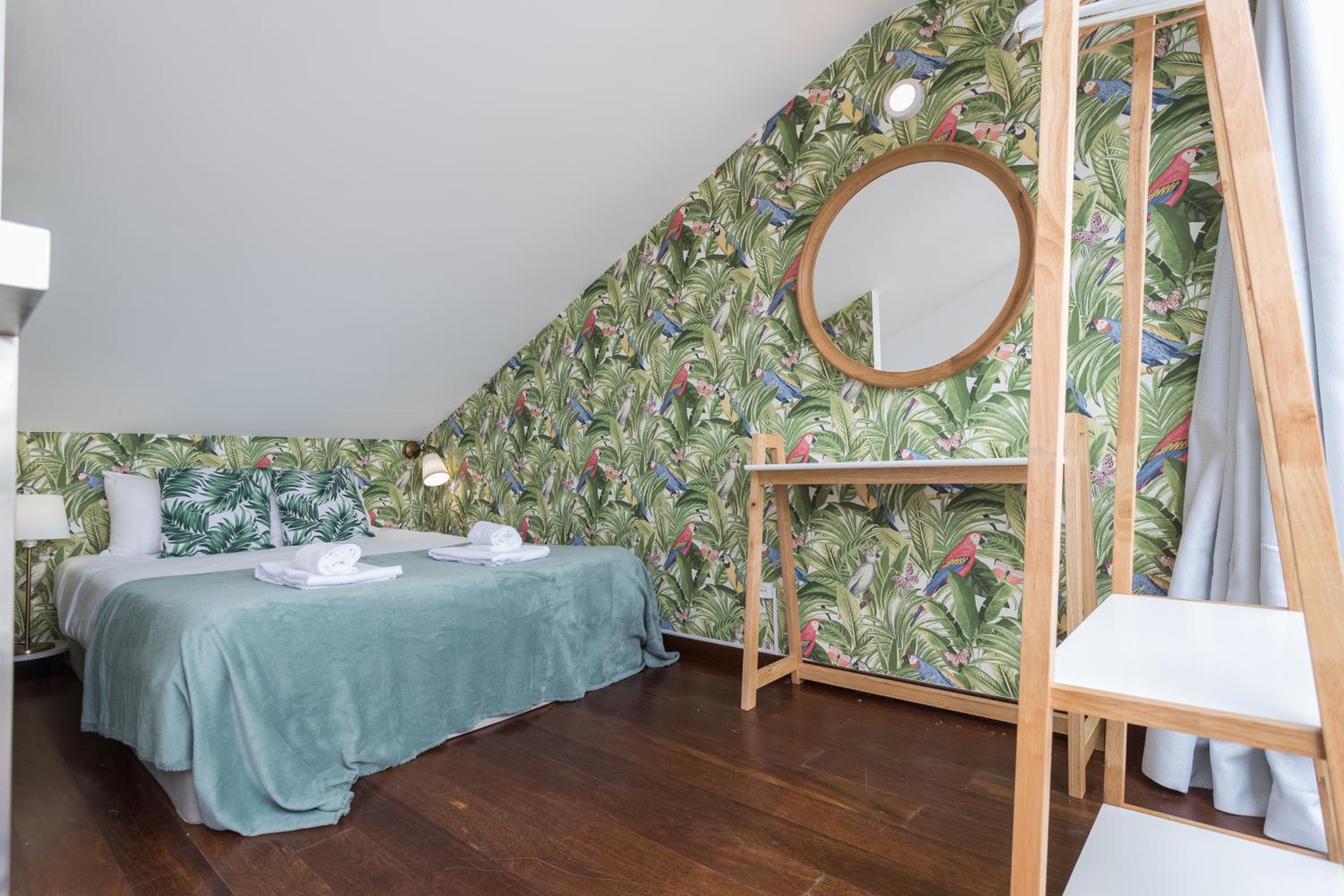Rossio Penthouse Three-Bedroom Apartment w/ River View and Parking - by LU Holidays