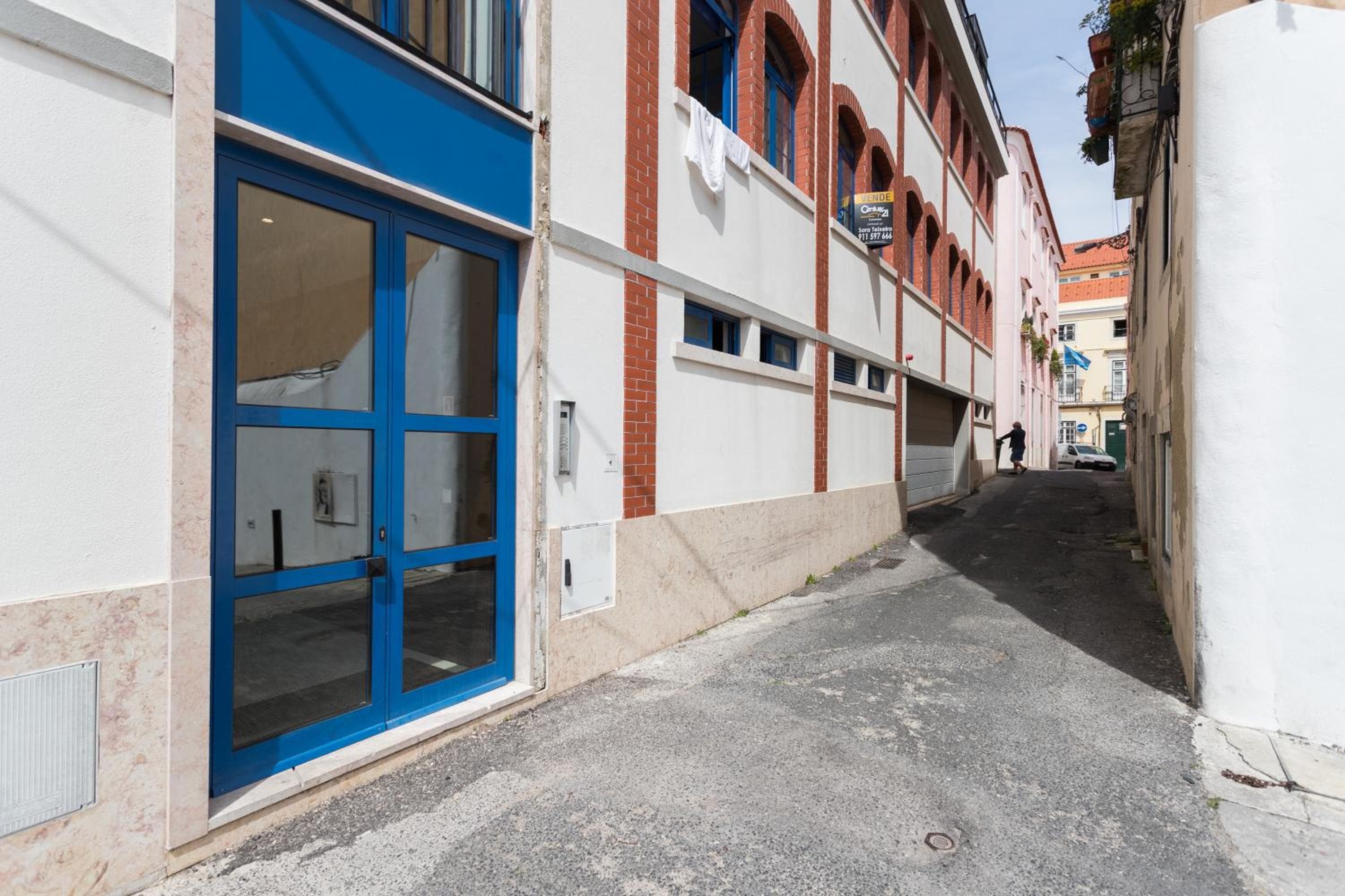 Rossio Penthouse Three-Bedroom Apartment w/ River View and Parking - by LU Holidays