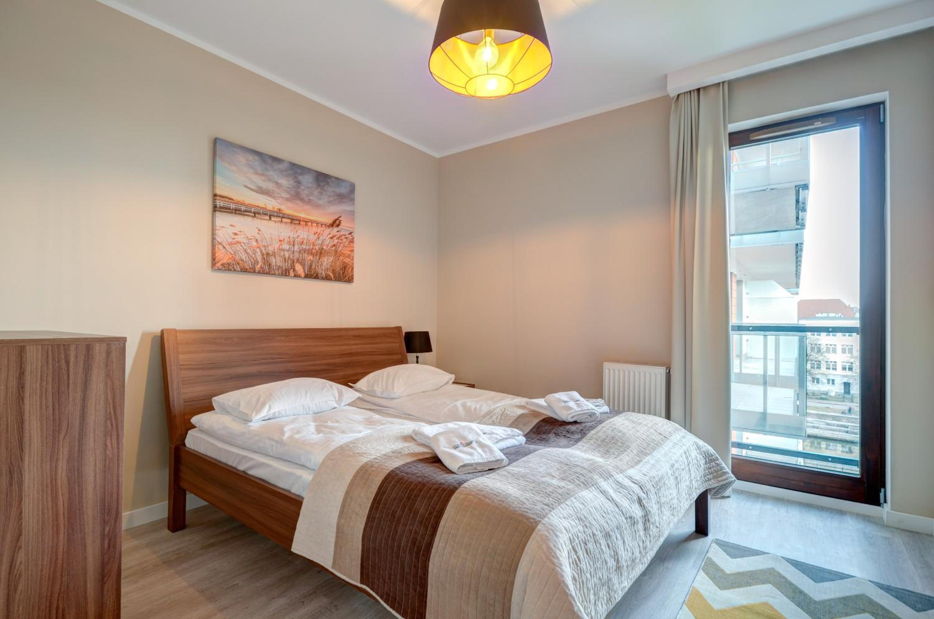 Apartments Chmielna Park by Noclegi Renters