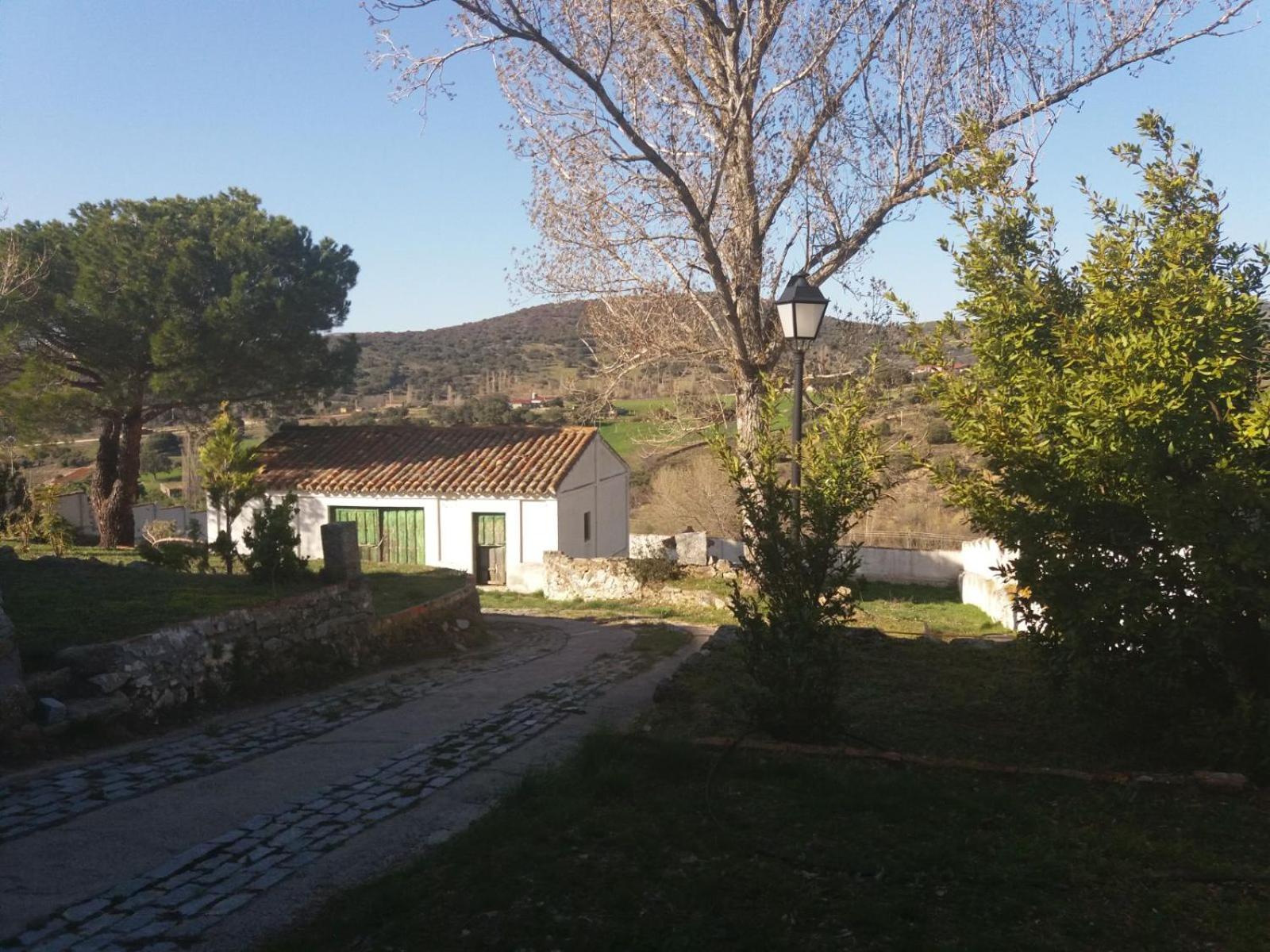 Casa Rural de Benjamin Palencia view 2