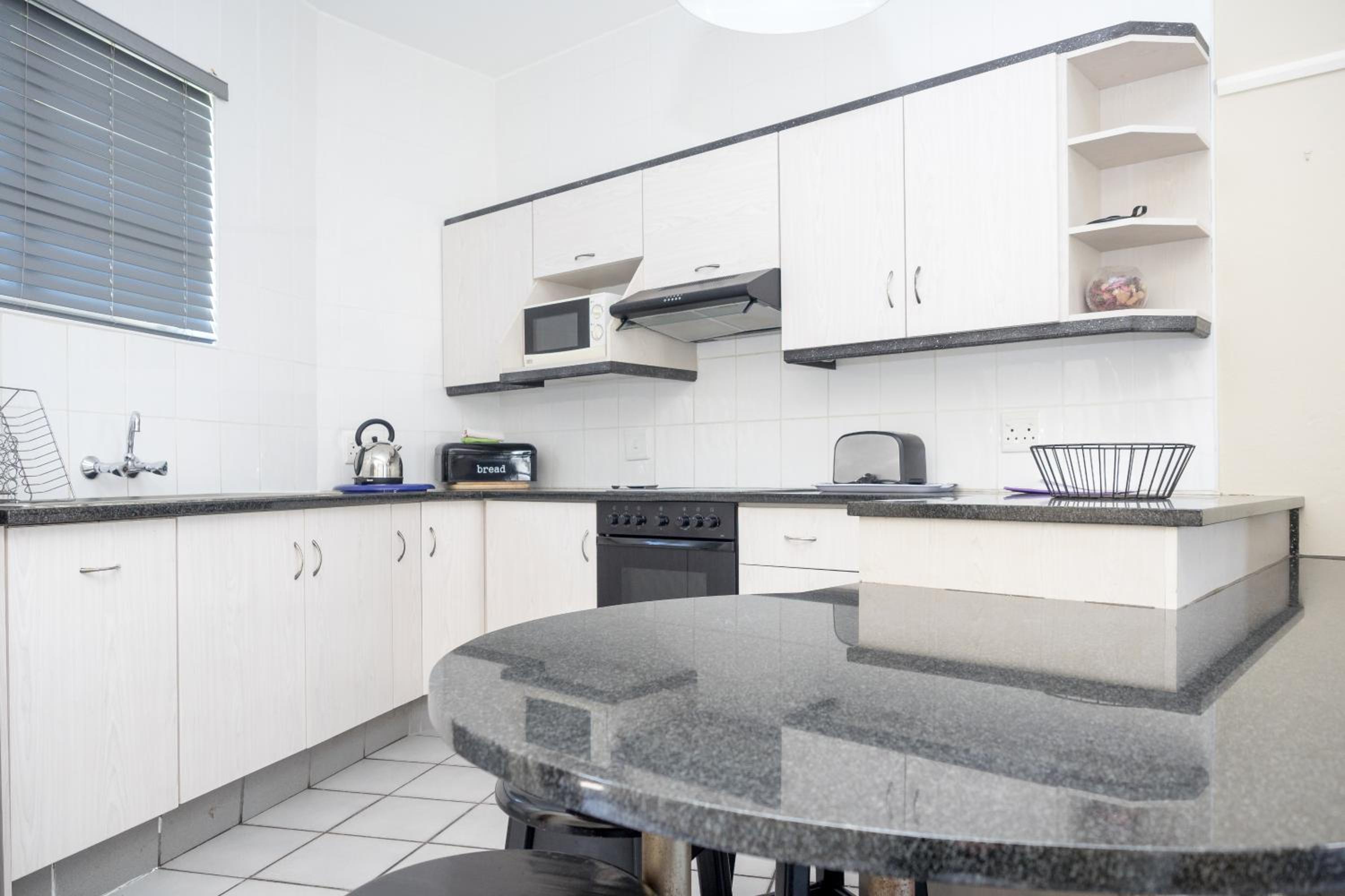 Seabrook 305 Margate RSA view 3