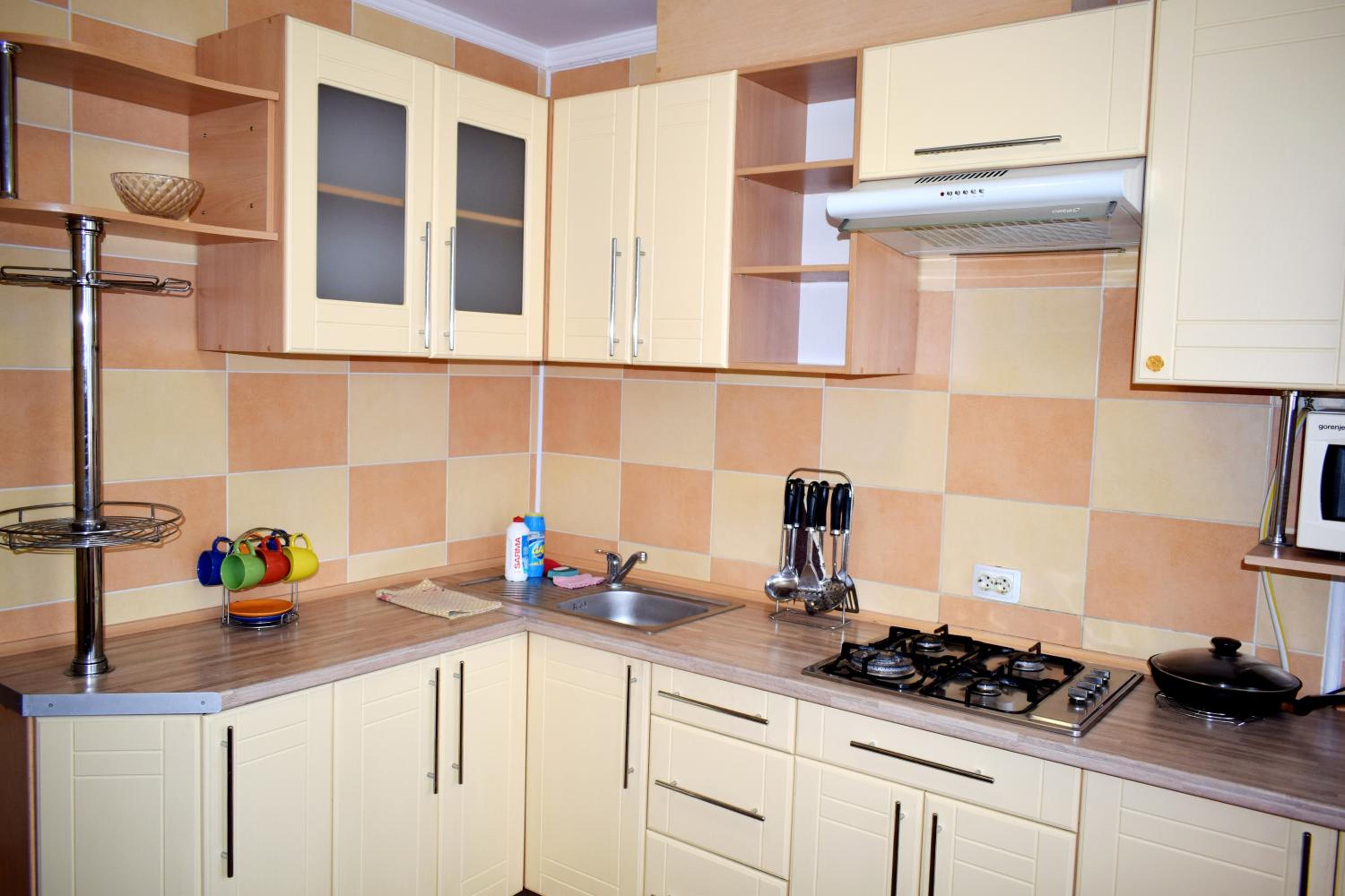 Apartment on Krushelnitskoy 73 view 3