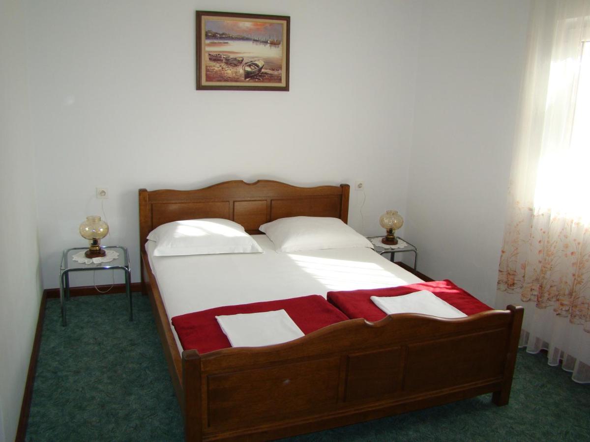 Photo 42