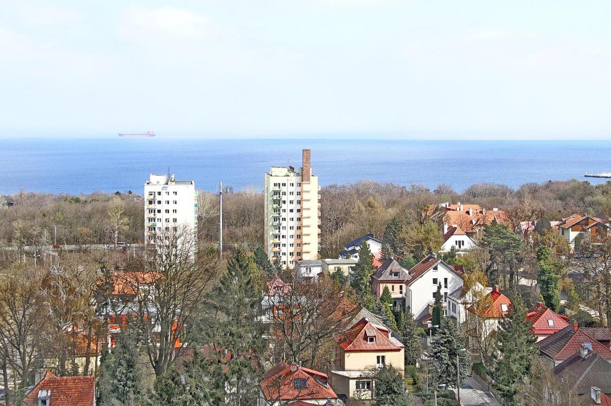 House Managers - Studio Panorama view 5
