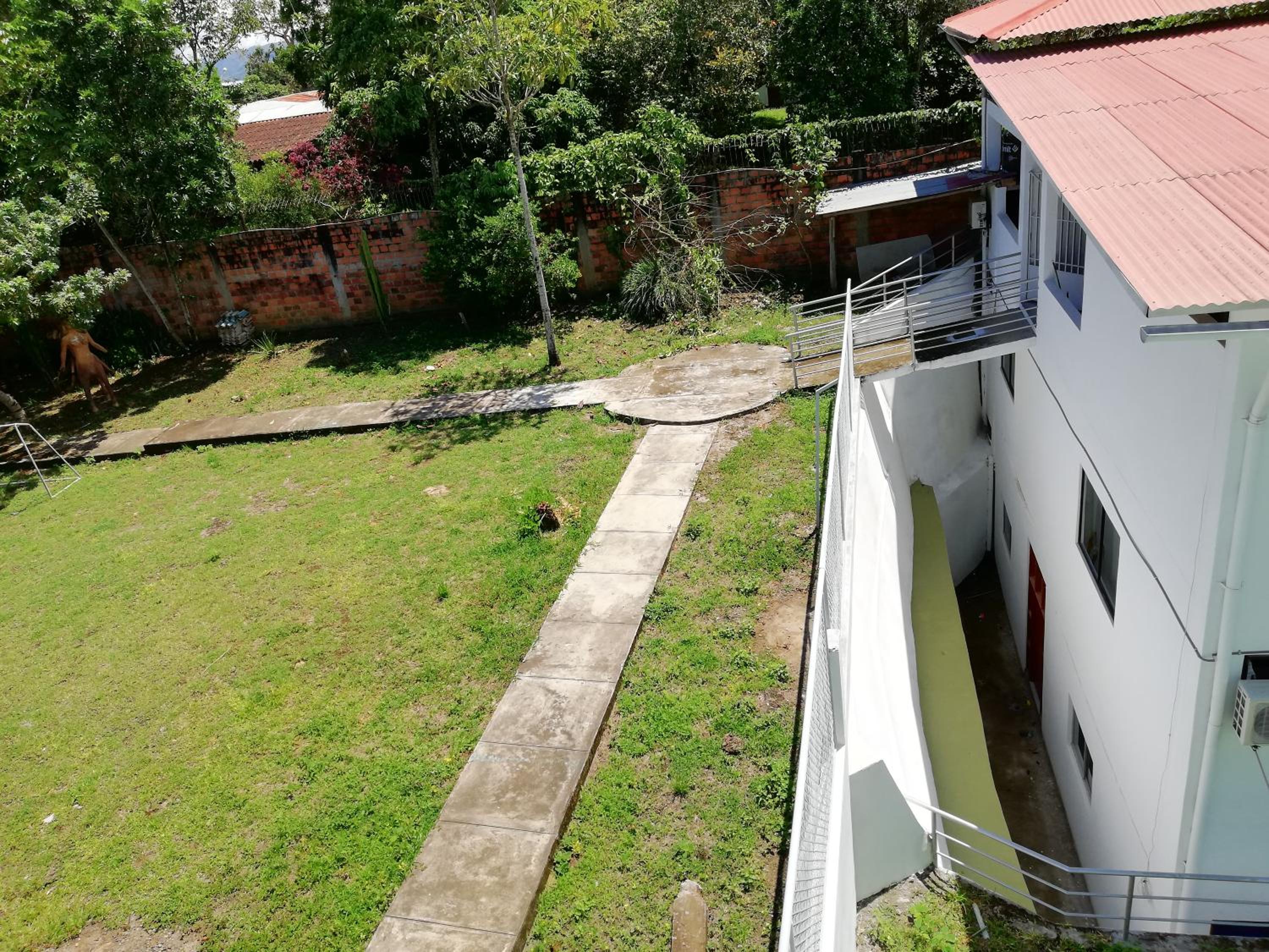 Hostal Cordillera Azul