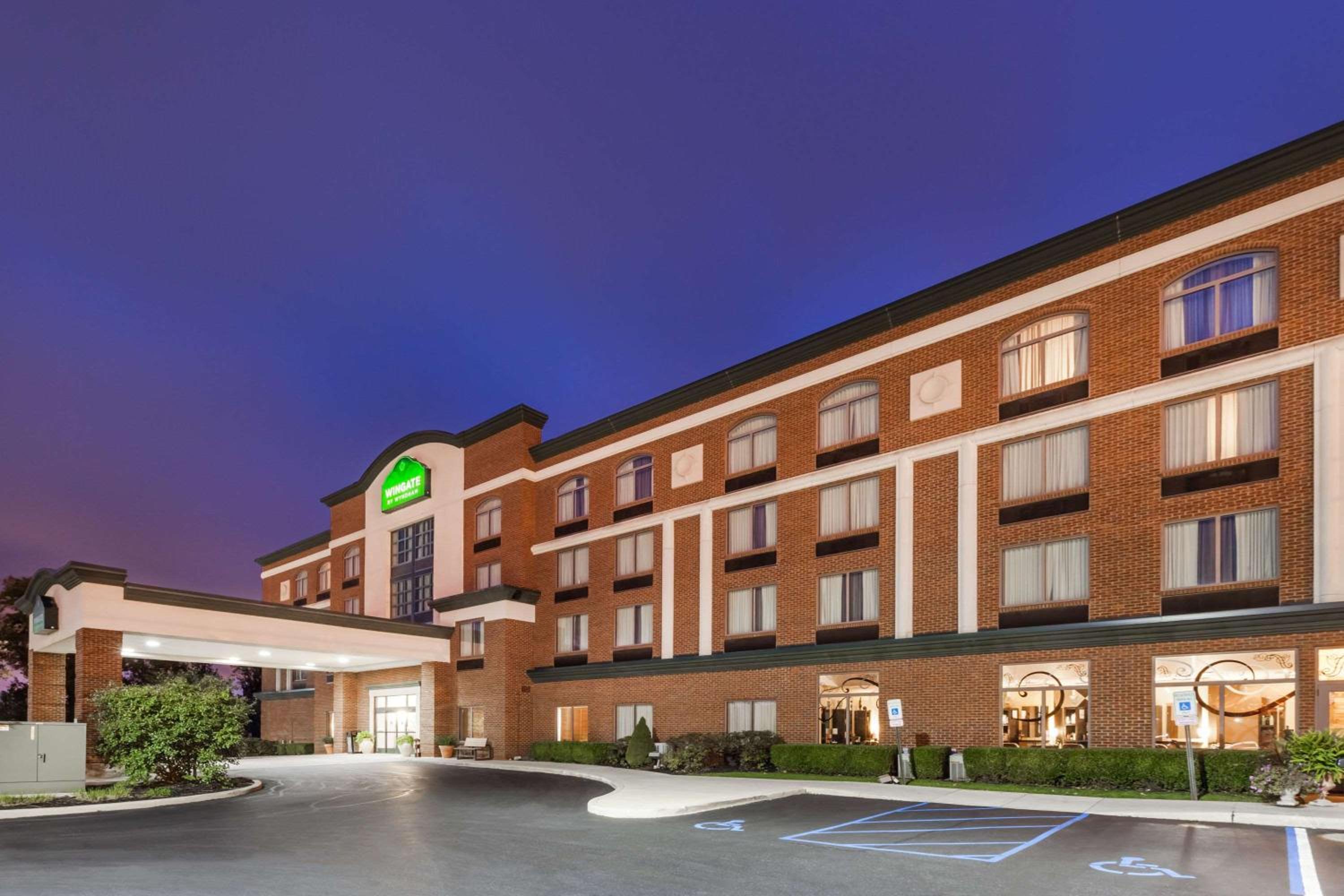 Hotel Wingate by Wyndham Sylvania-Toledo - Image 1