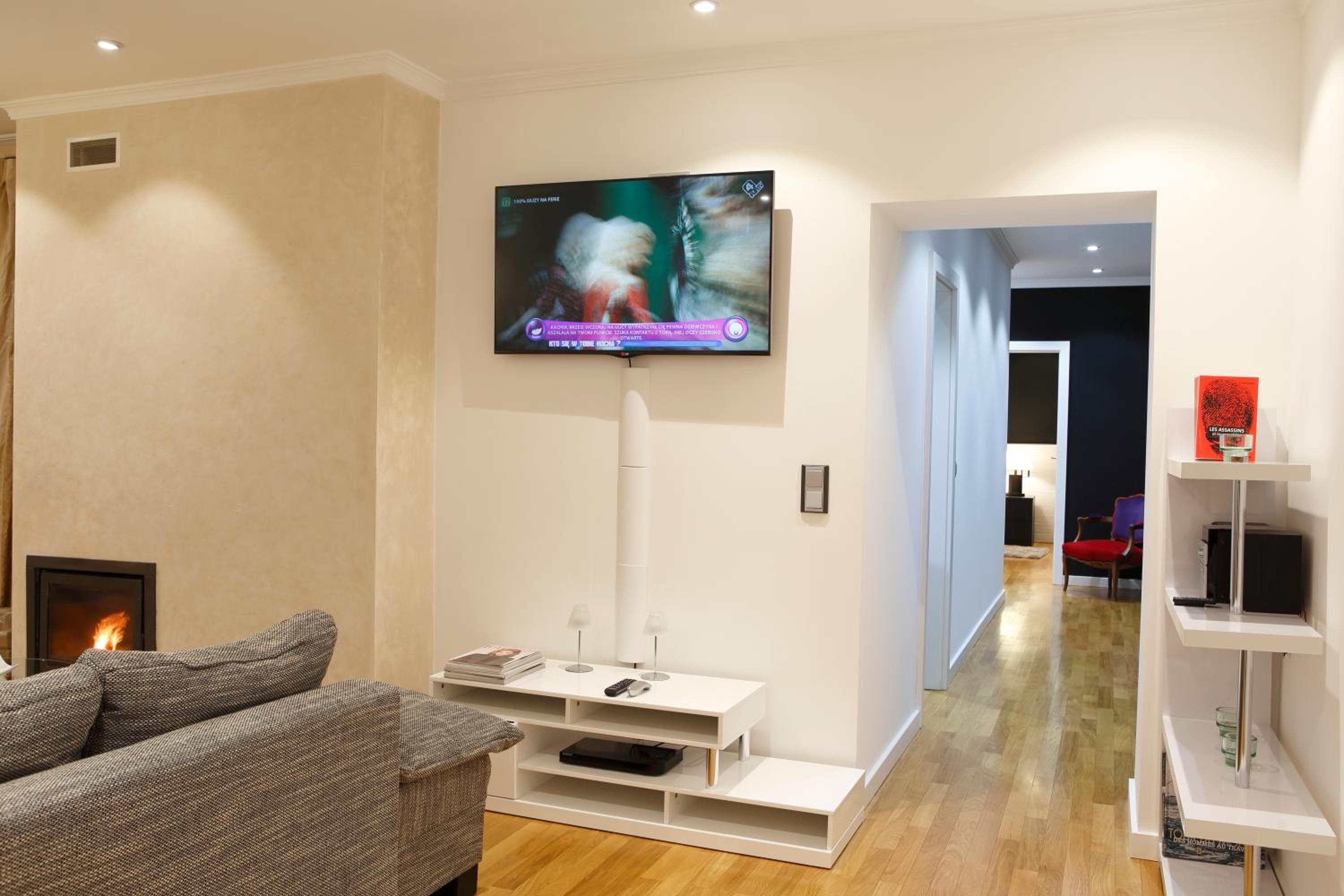 The Queen Luxury Apartments - Villa Cortina