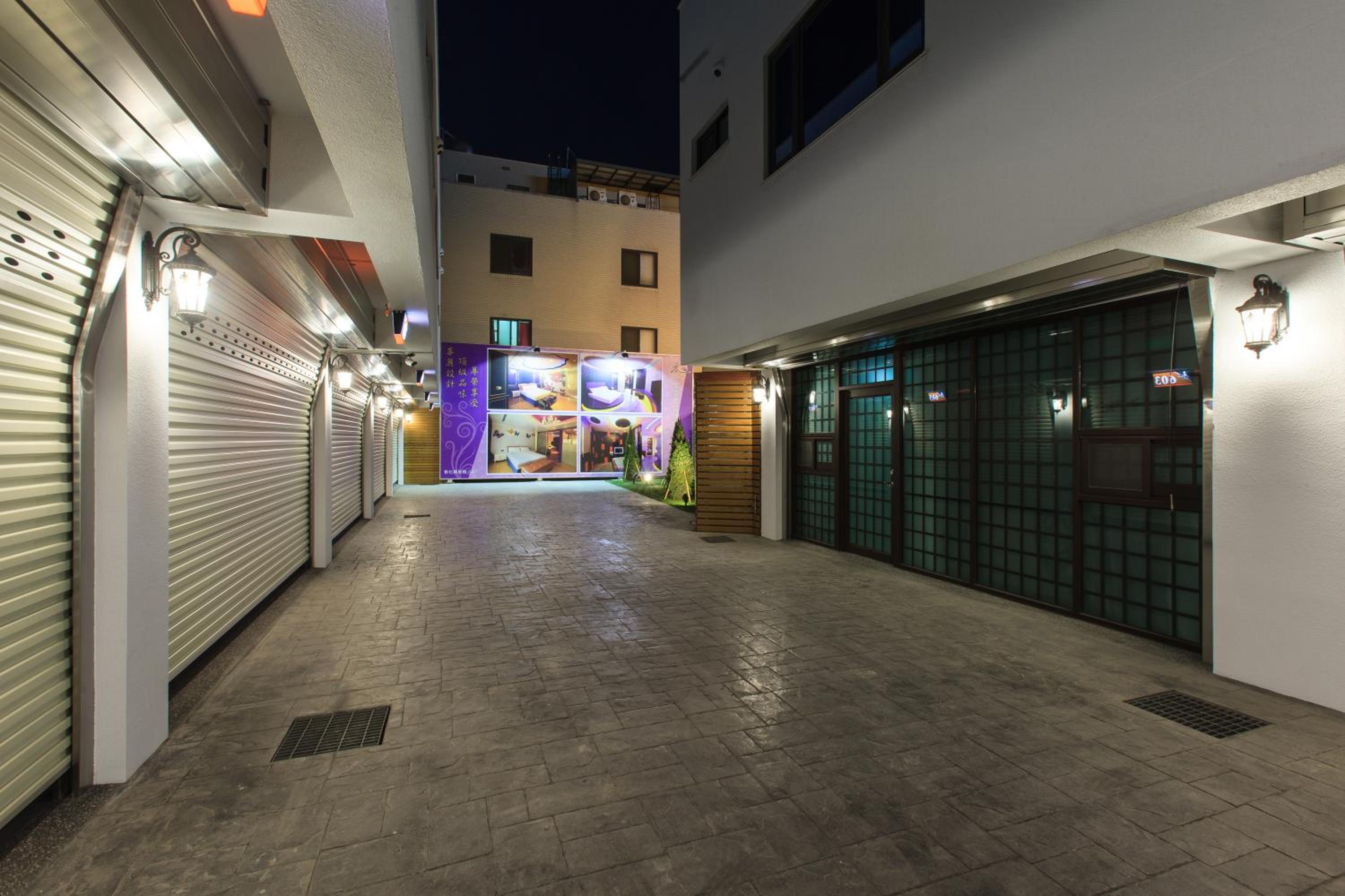 Chen He Motel