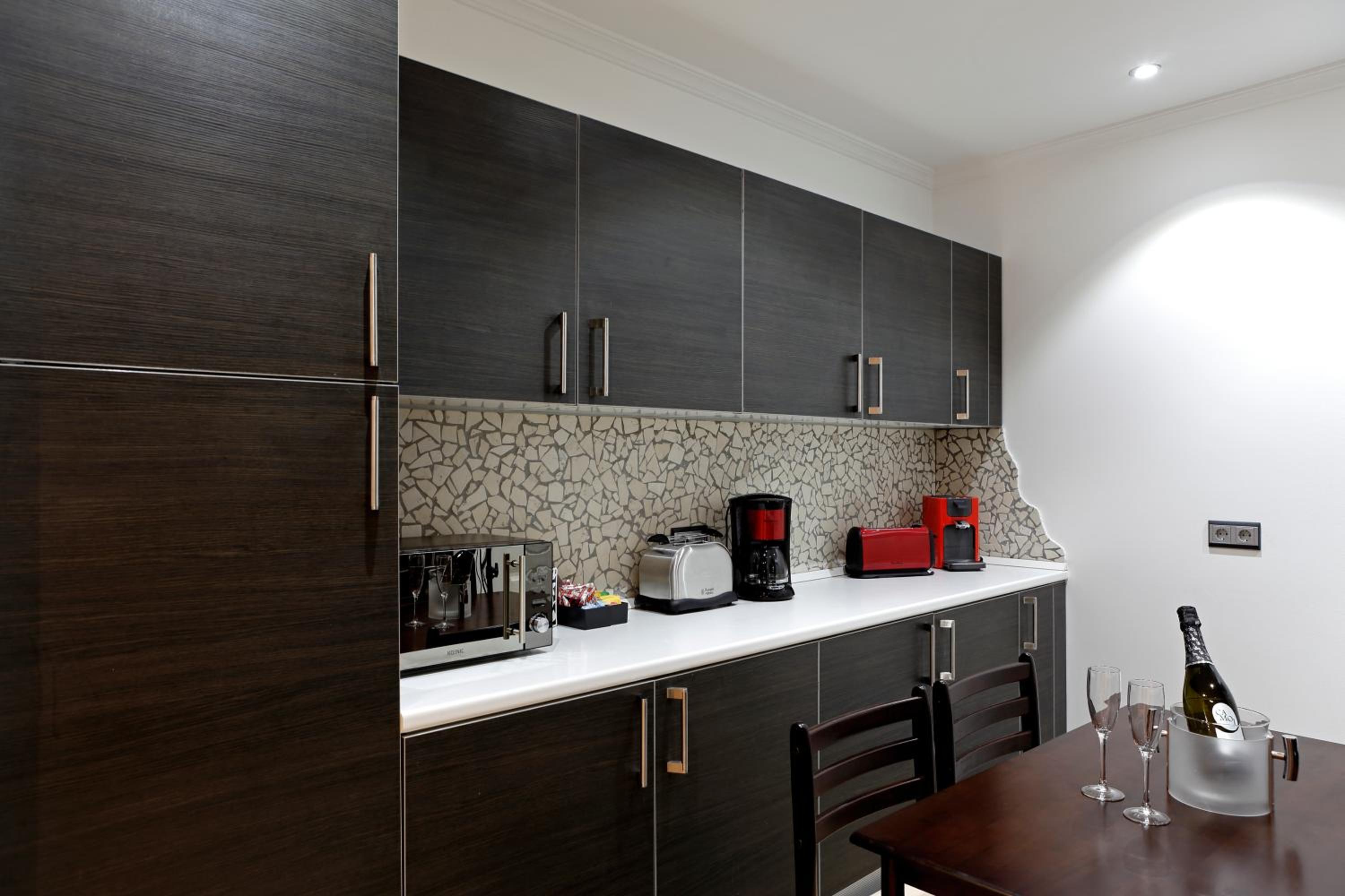 The Queen Luxury Apartments - Villa Cortina