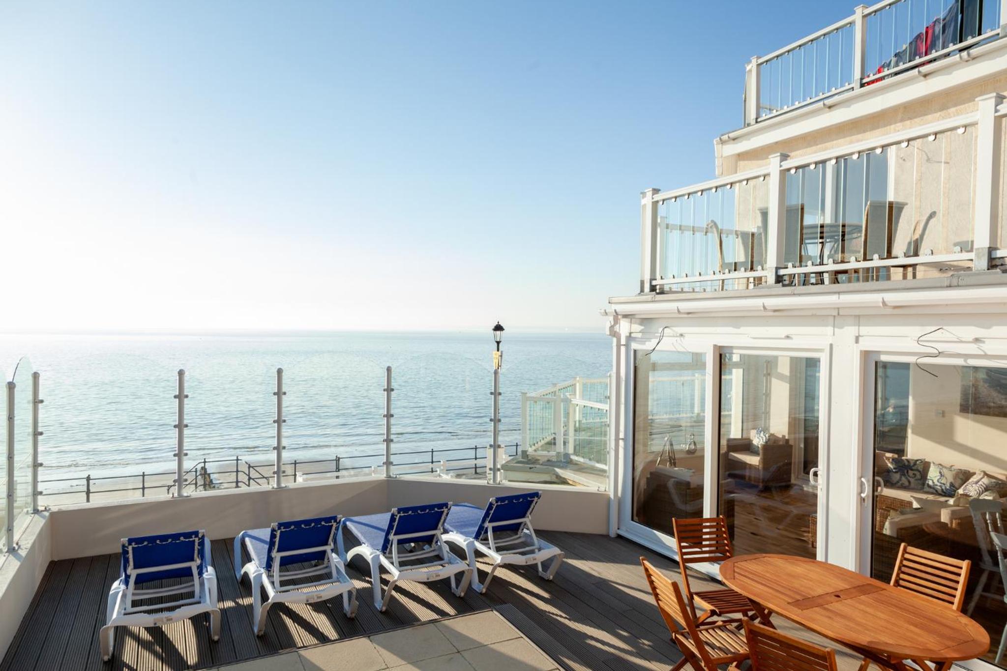 Beachside Apartment, 2 Pilots Point view 2