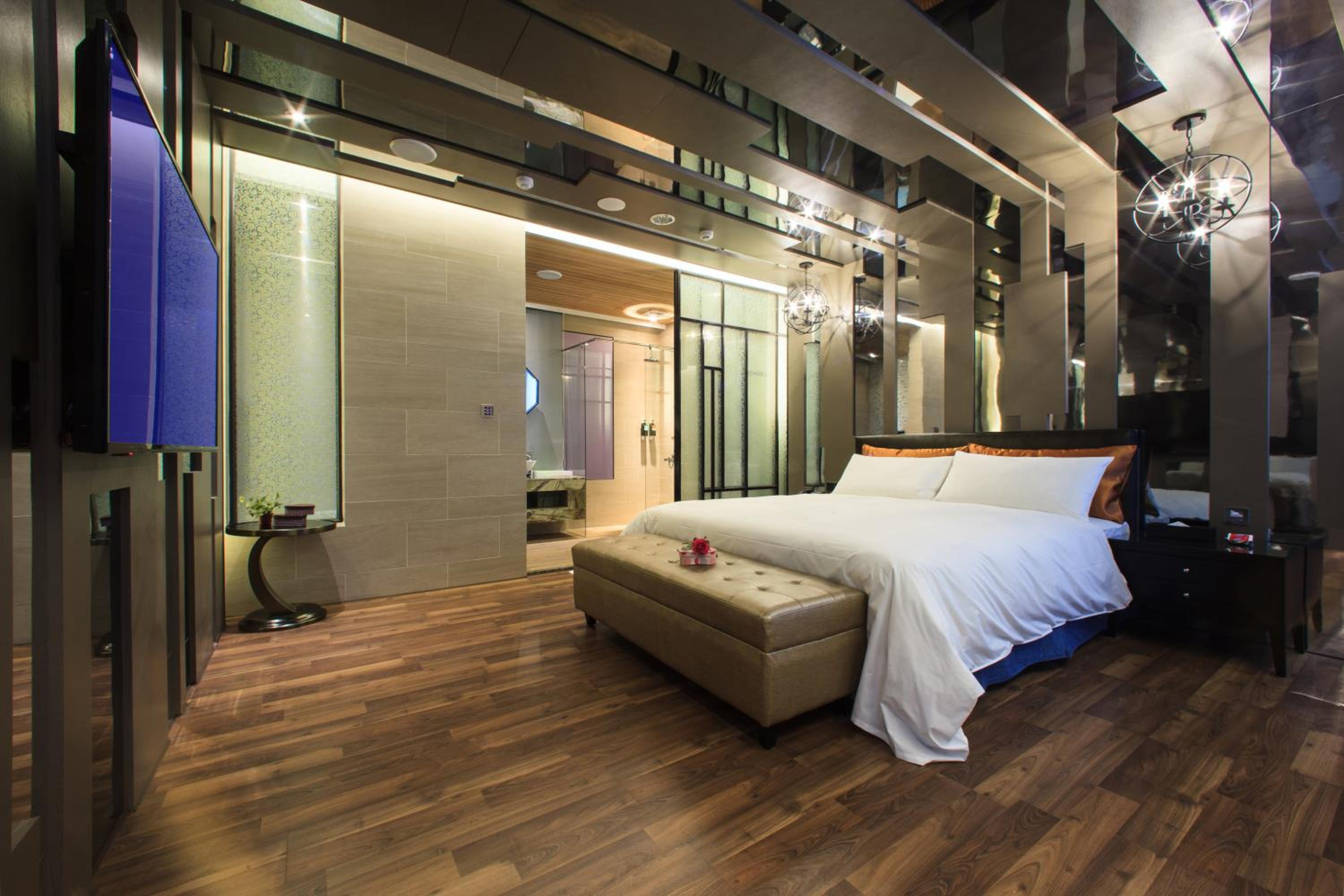 Chen He Motel