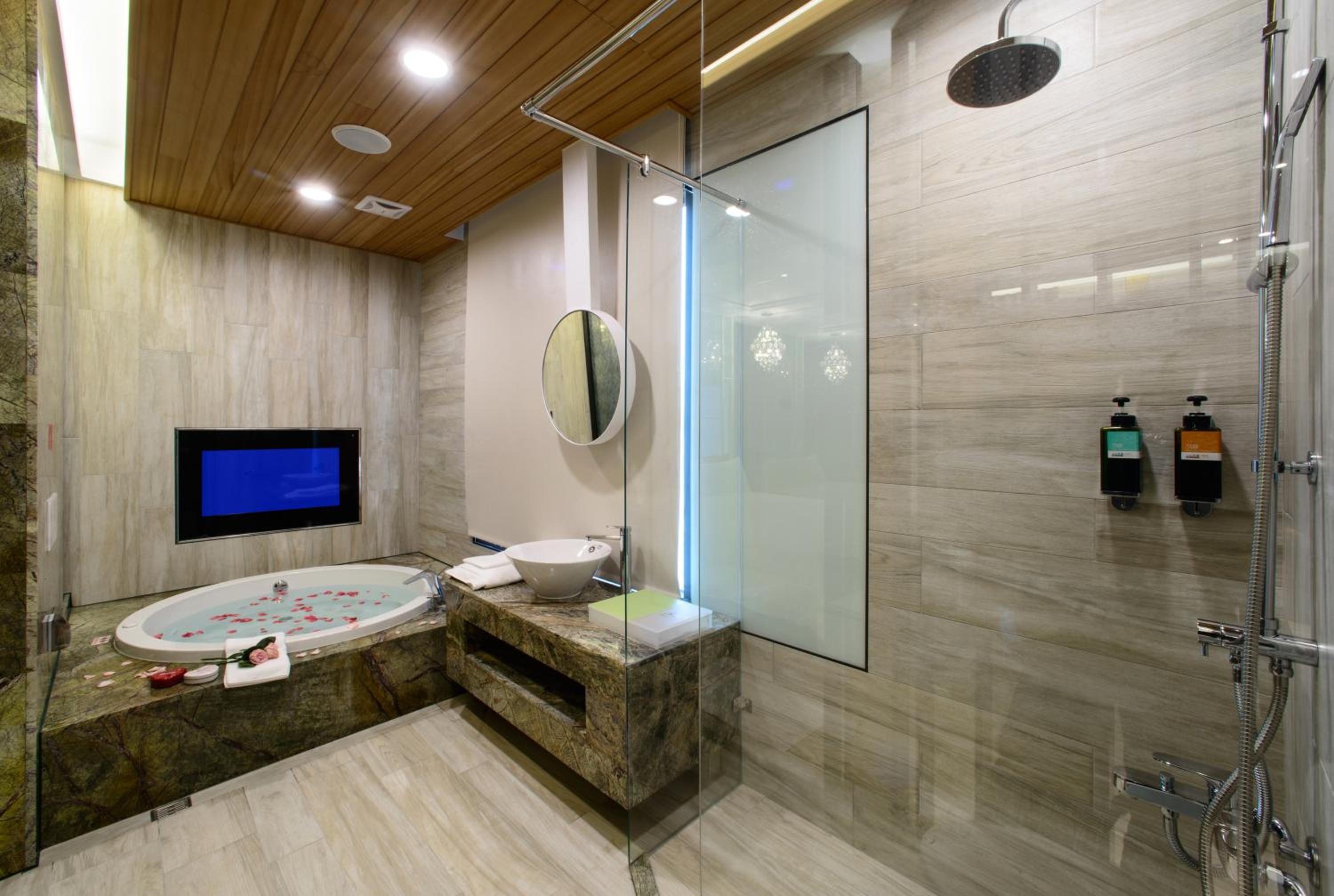 Chen He Motel