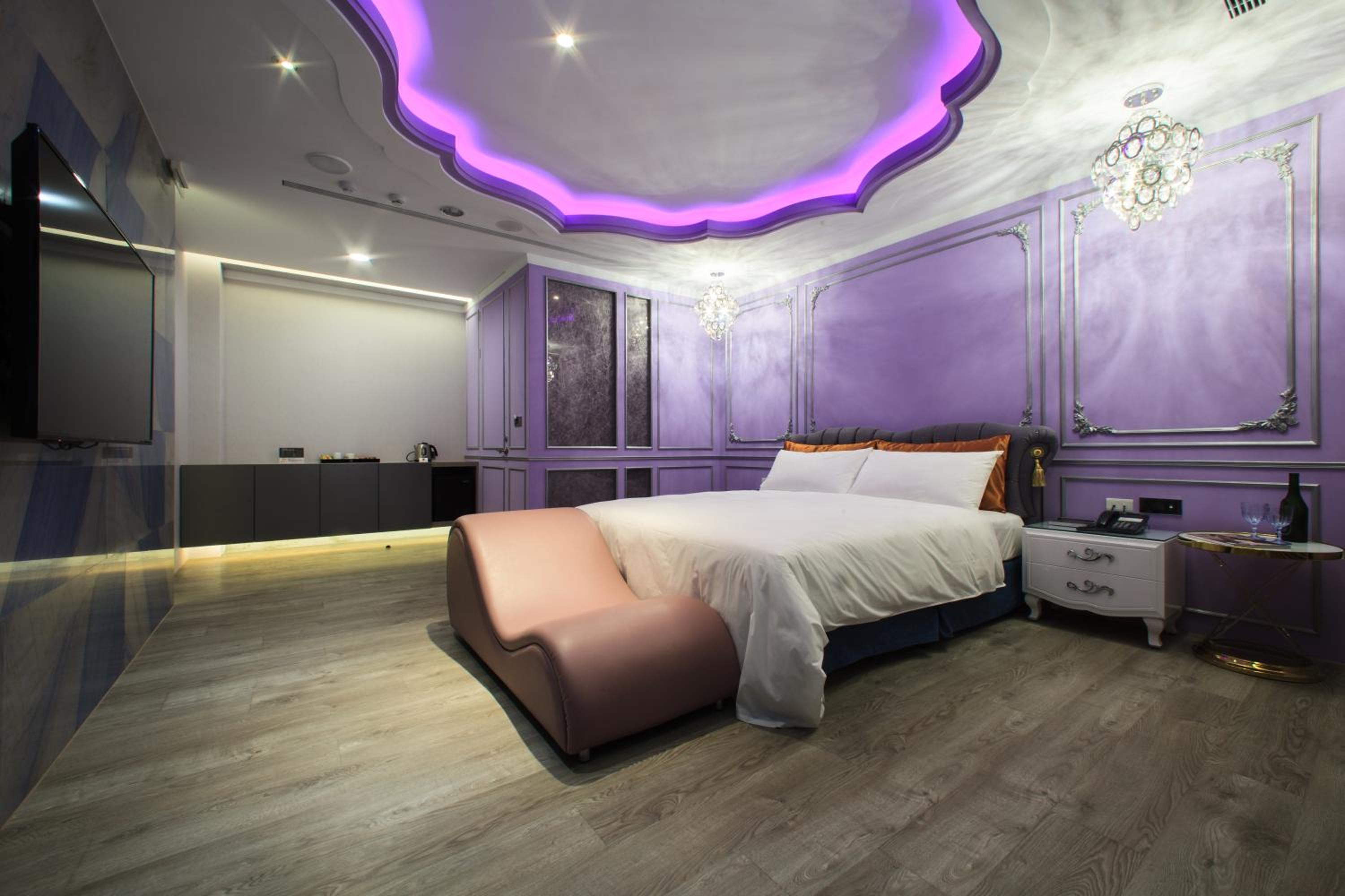 Chen He Motel