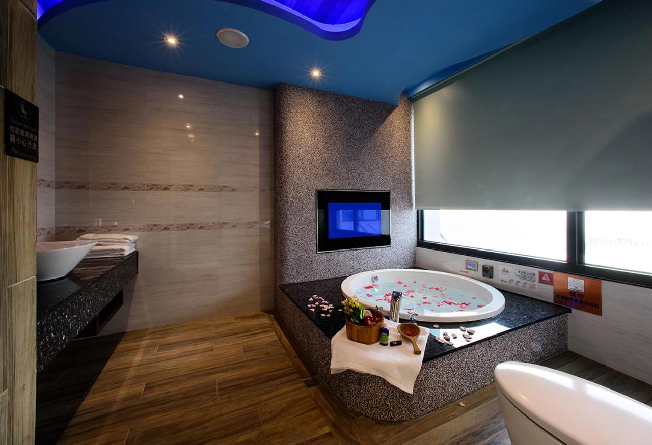 Chen He Motel