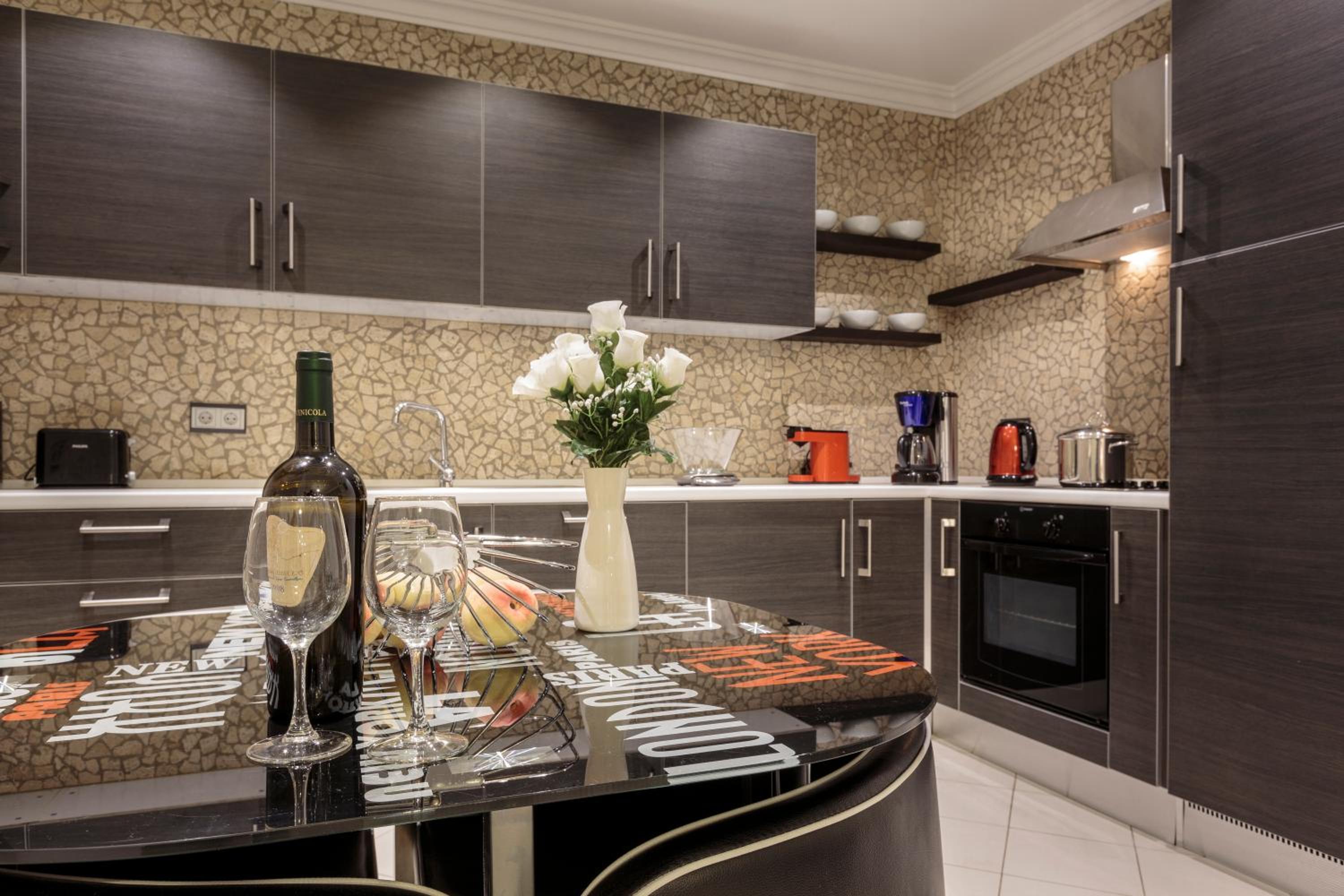 The Queen Luxury Apartments - Villa Cortina