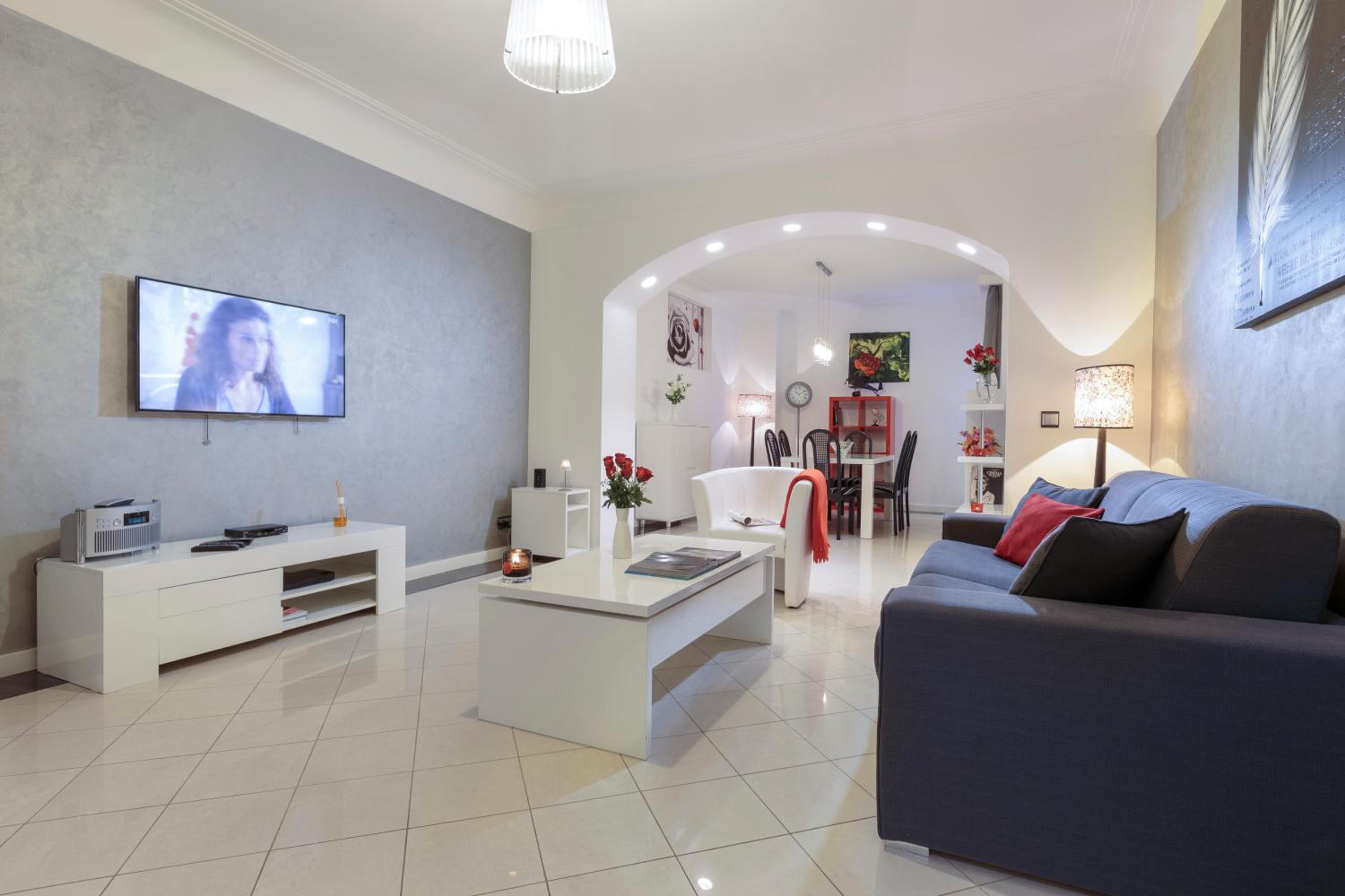 The Queen Luxury Apartments - Villa Cortina