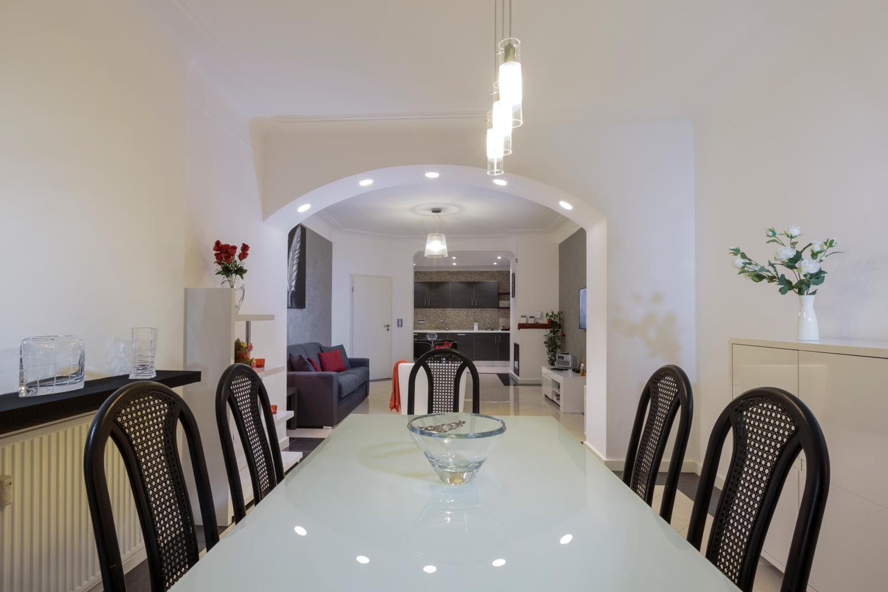 The Queen Luxury Apartments - Villa Cortina