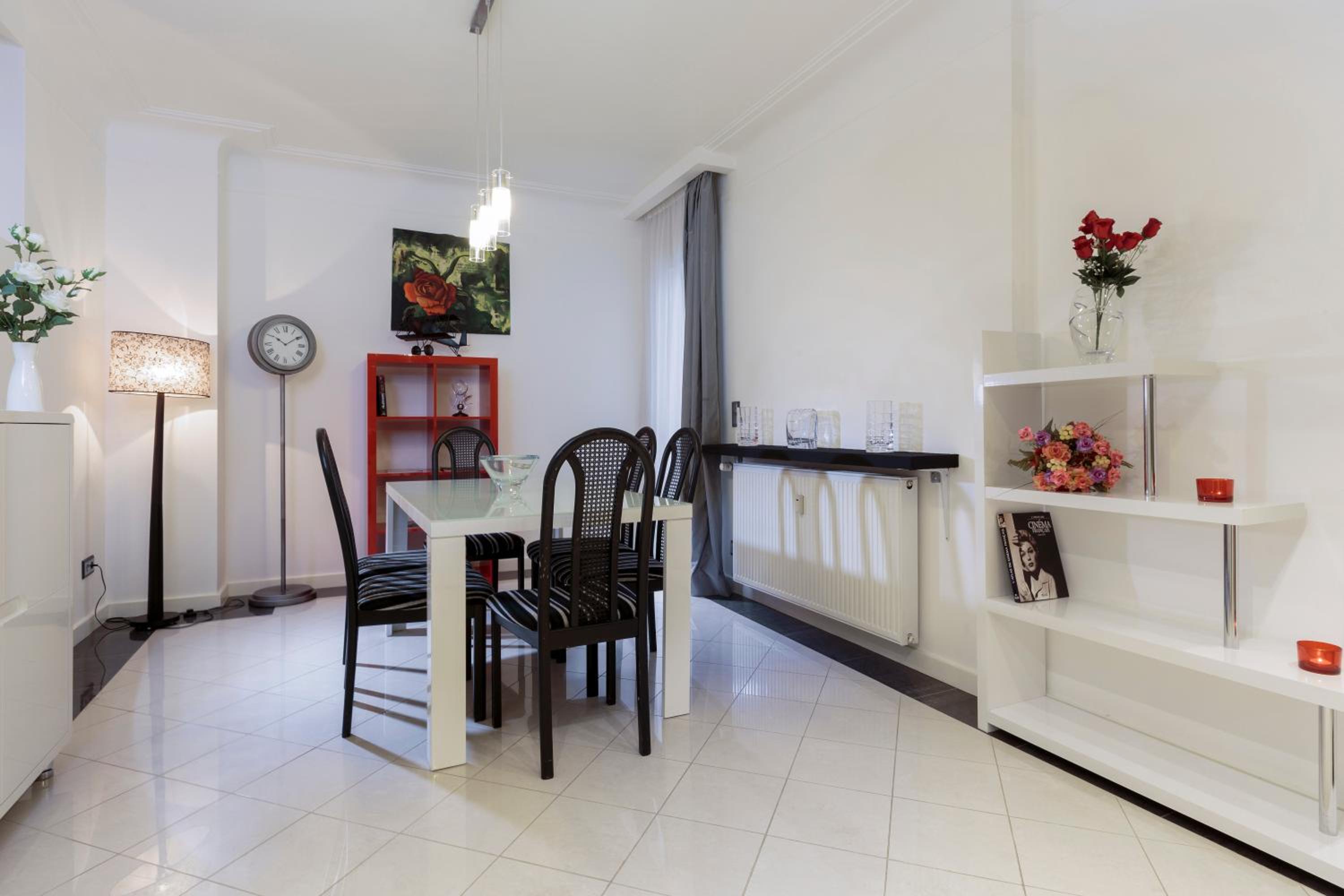 The Queen Luxury Apartments - Villa Cortina