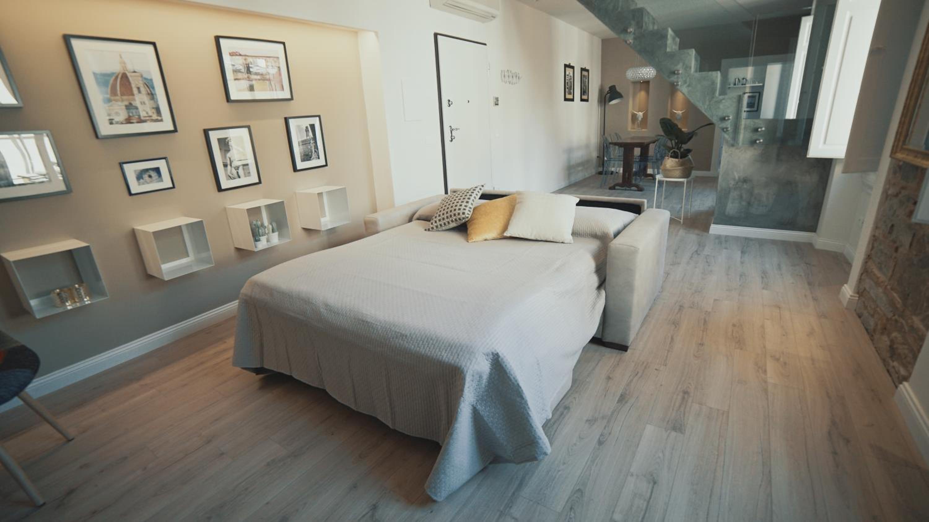 Luxury apartment in city center