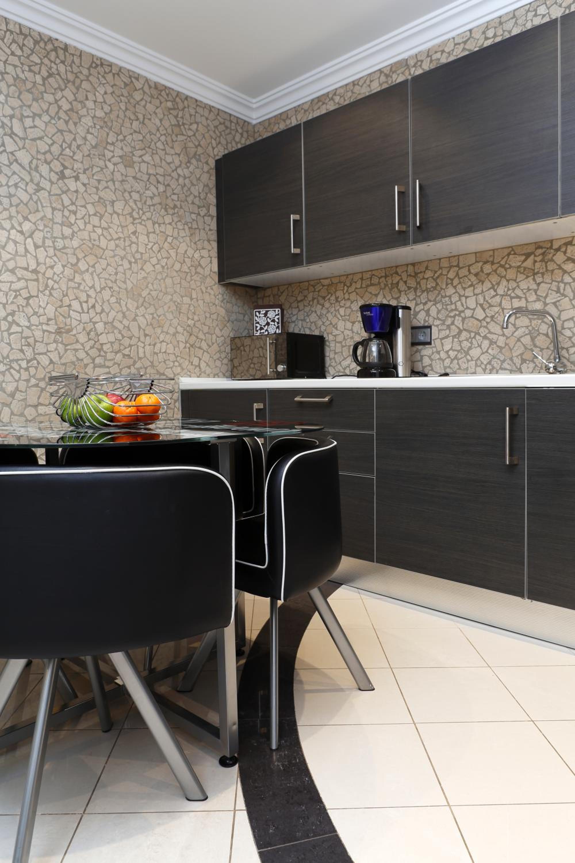 The Queen Luxury Apartments - Villa Cortina