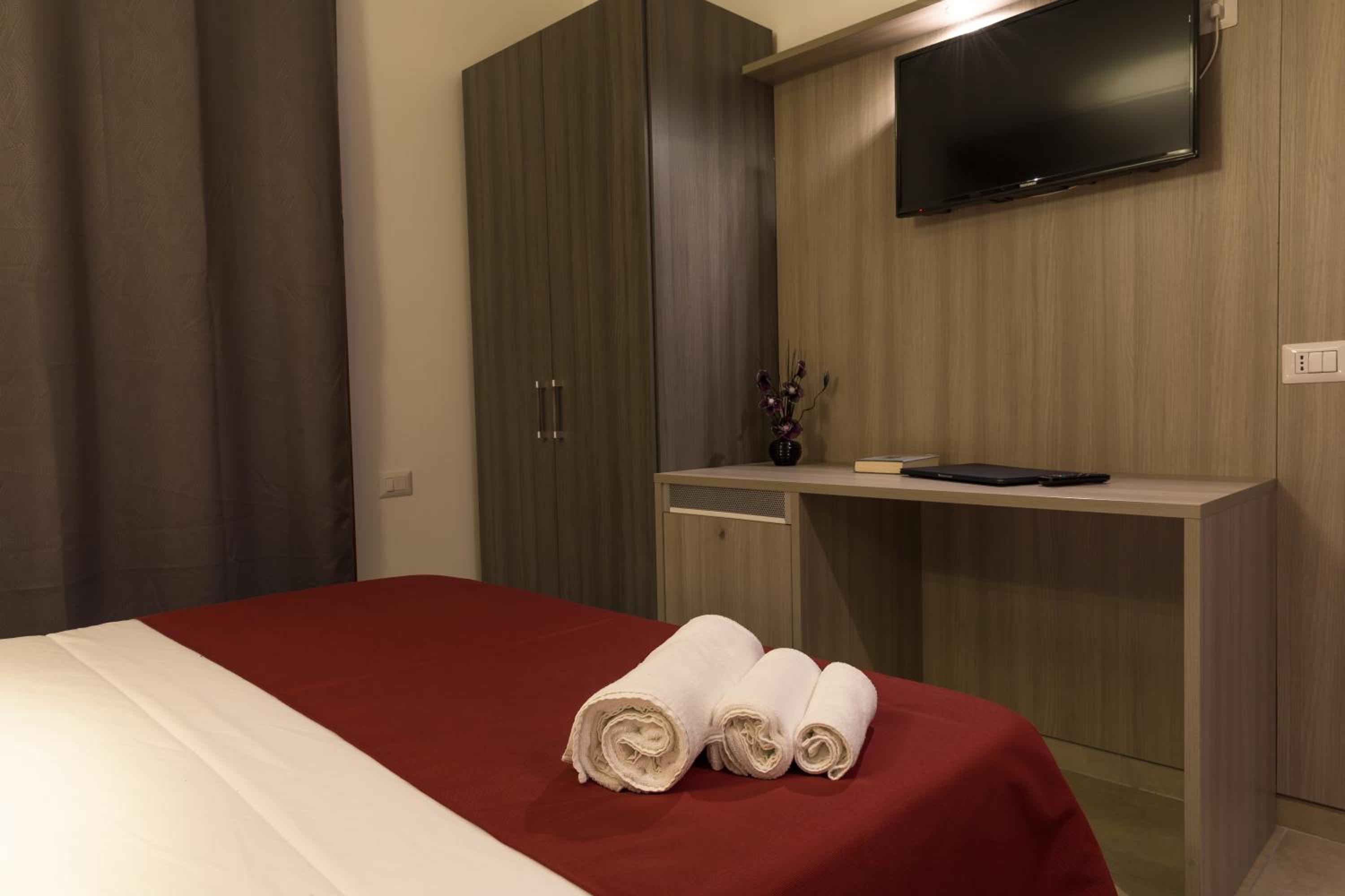 La Piazzetta Guest House