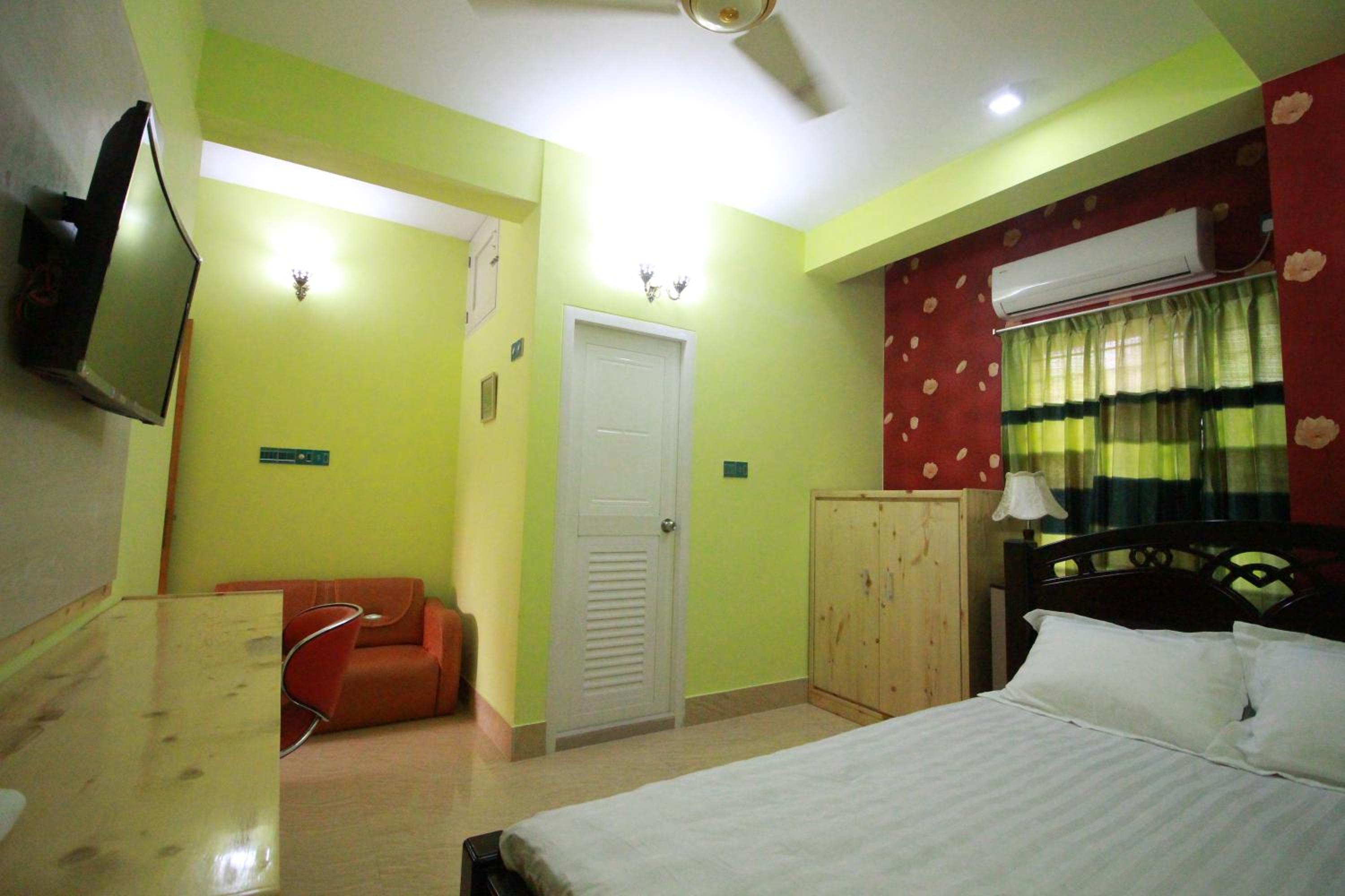 Photo 9