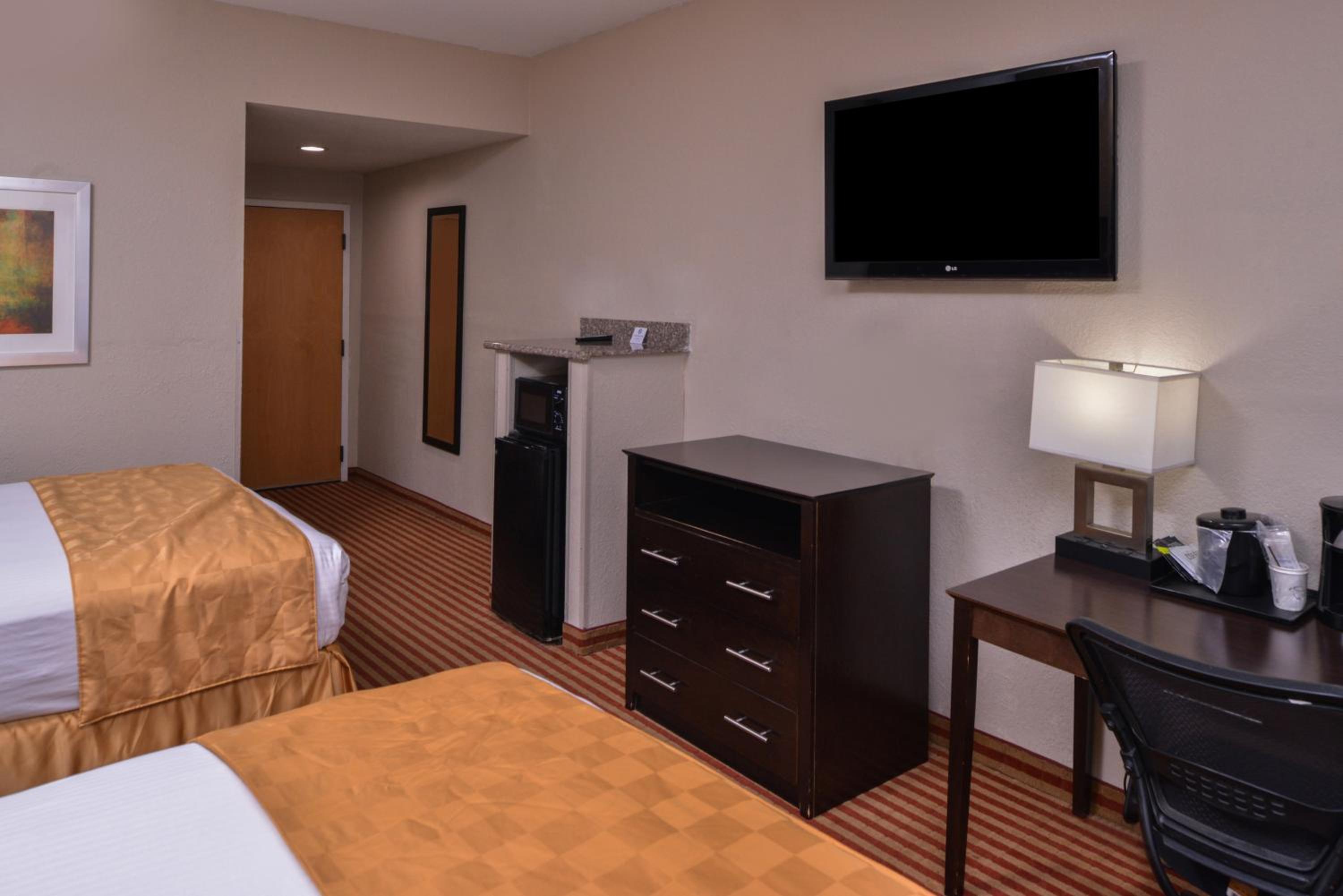 Americas Best Value Inn & Suites Bastrop