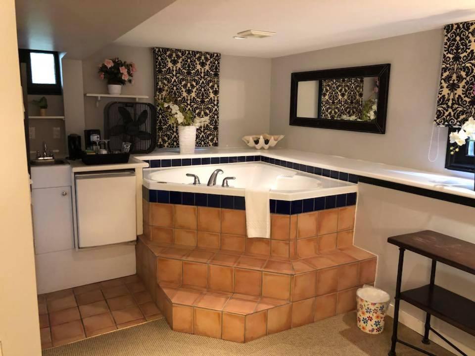 Barclay House Bed and Breakfast