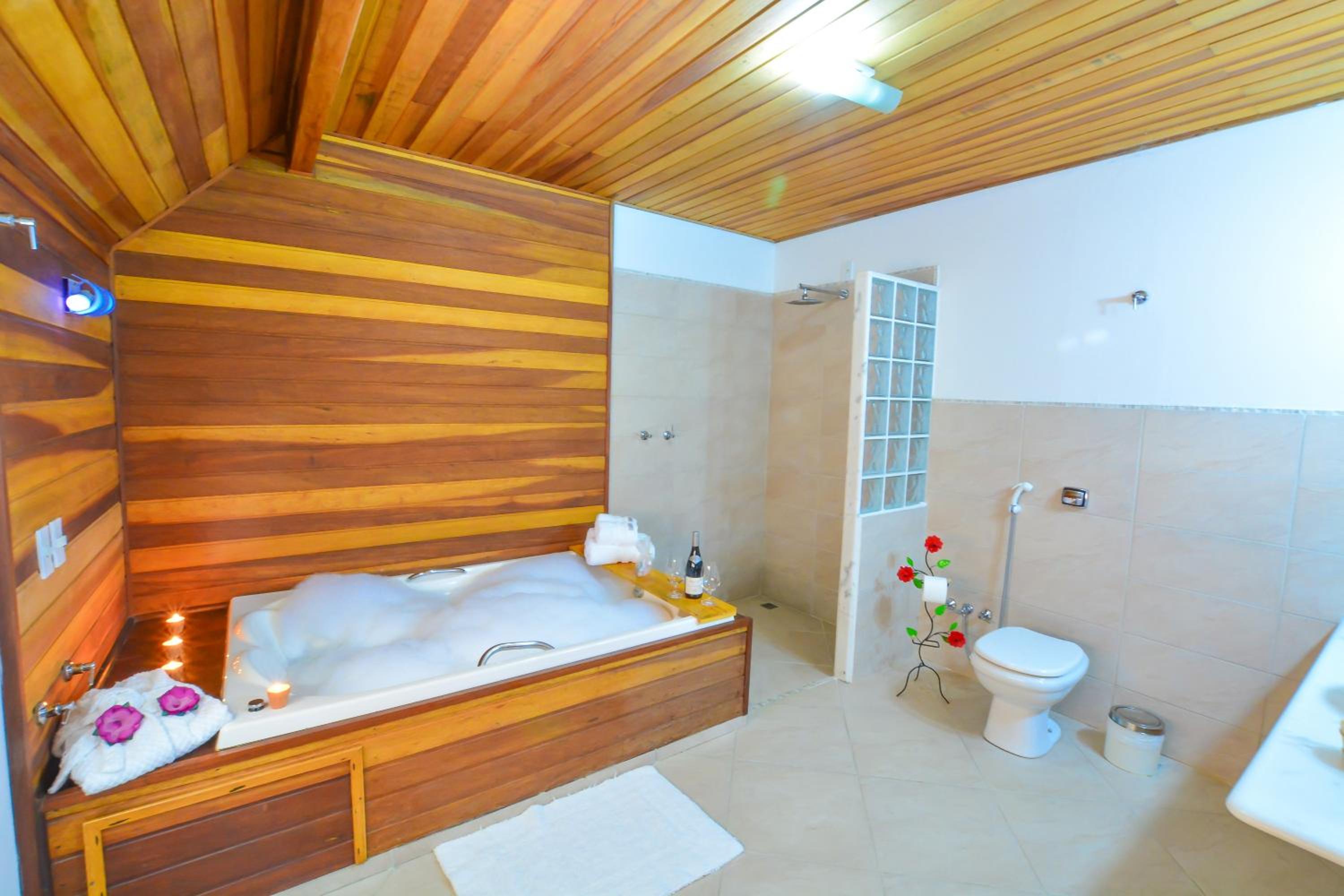 La Réserve Suites