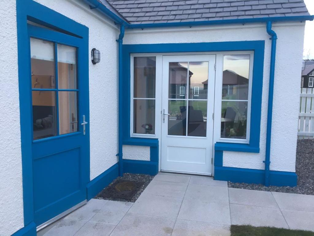 Olavat Cottage detached property with parking view 4