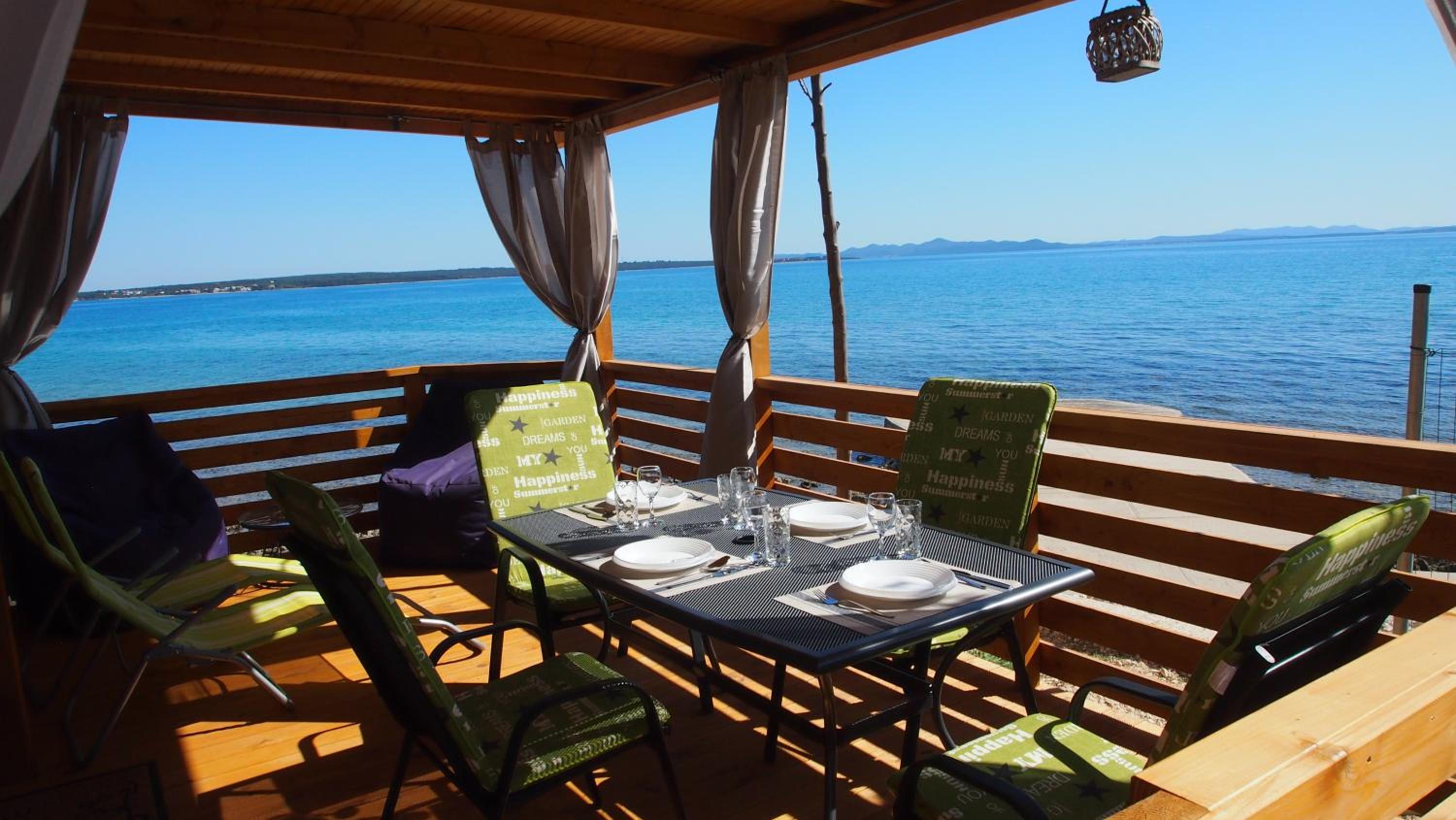 Stress free by the sea view 3