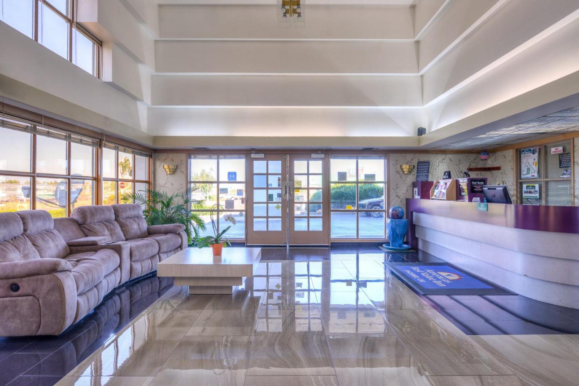 Phoenix Vacations - Americas Best Value Inn - Phoenix / Ashland - Property Image 10