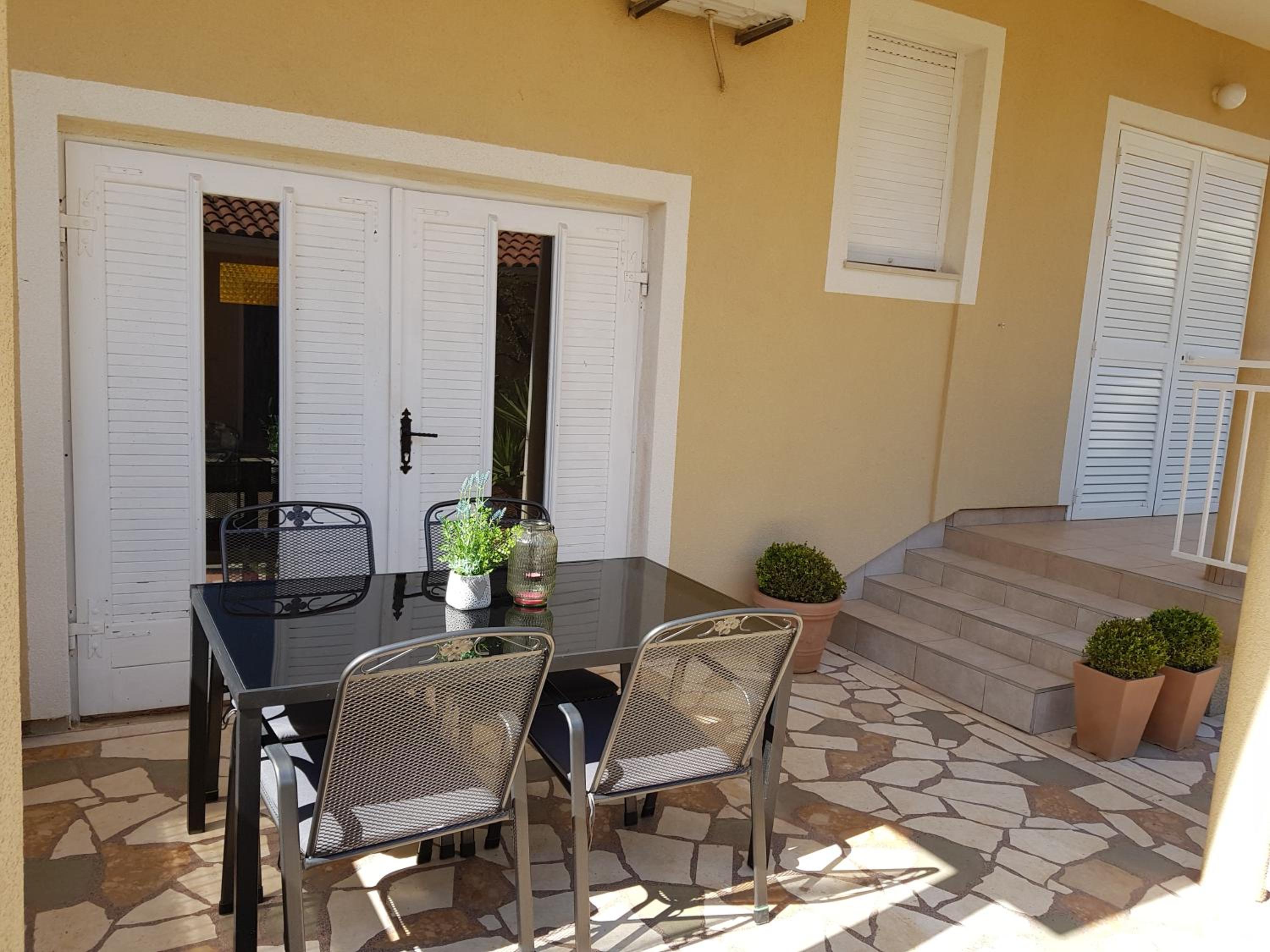 Apartments Sanda