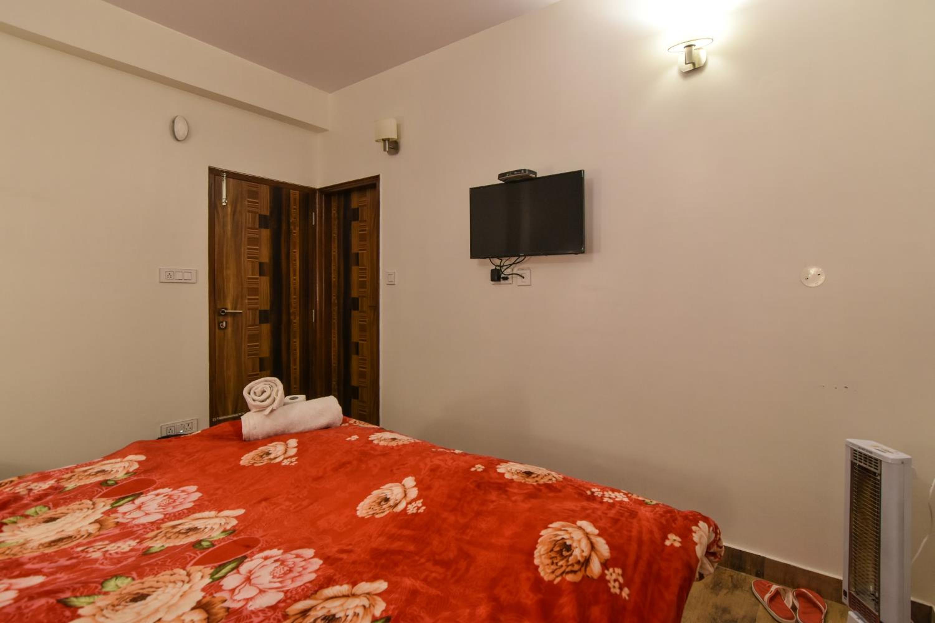 Dhanlaxmi Apartments