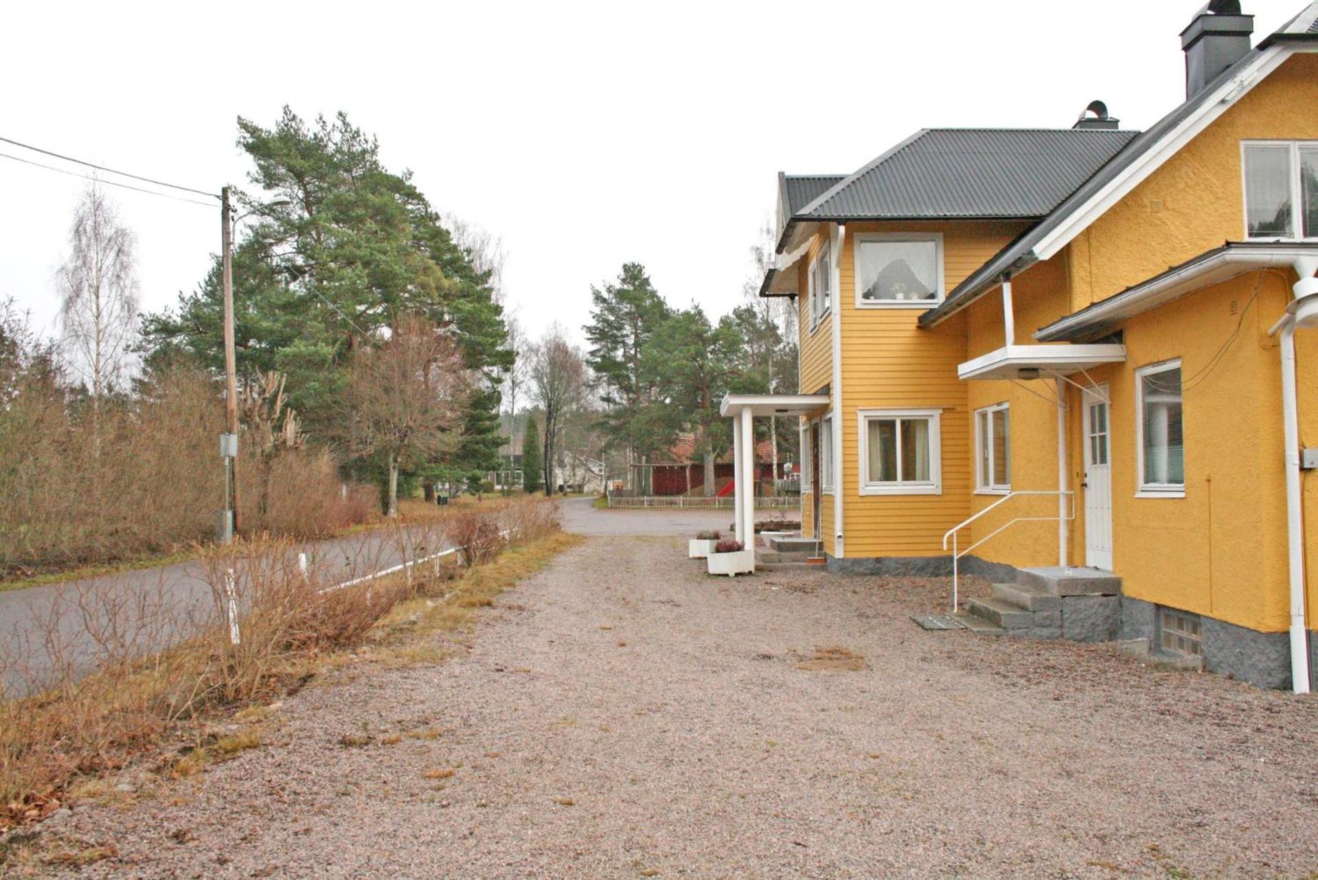 Photo 9