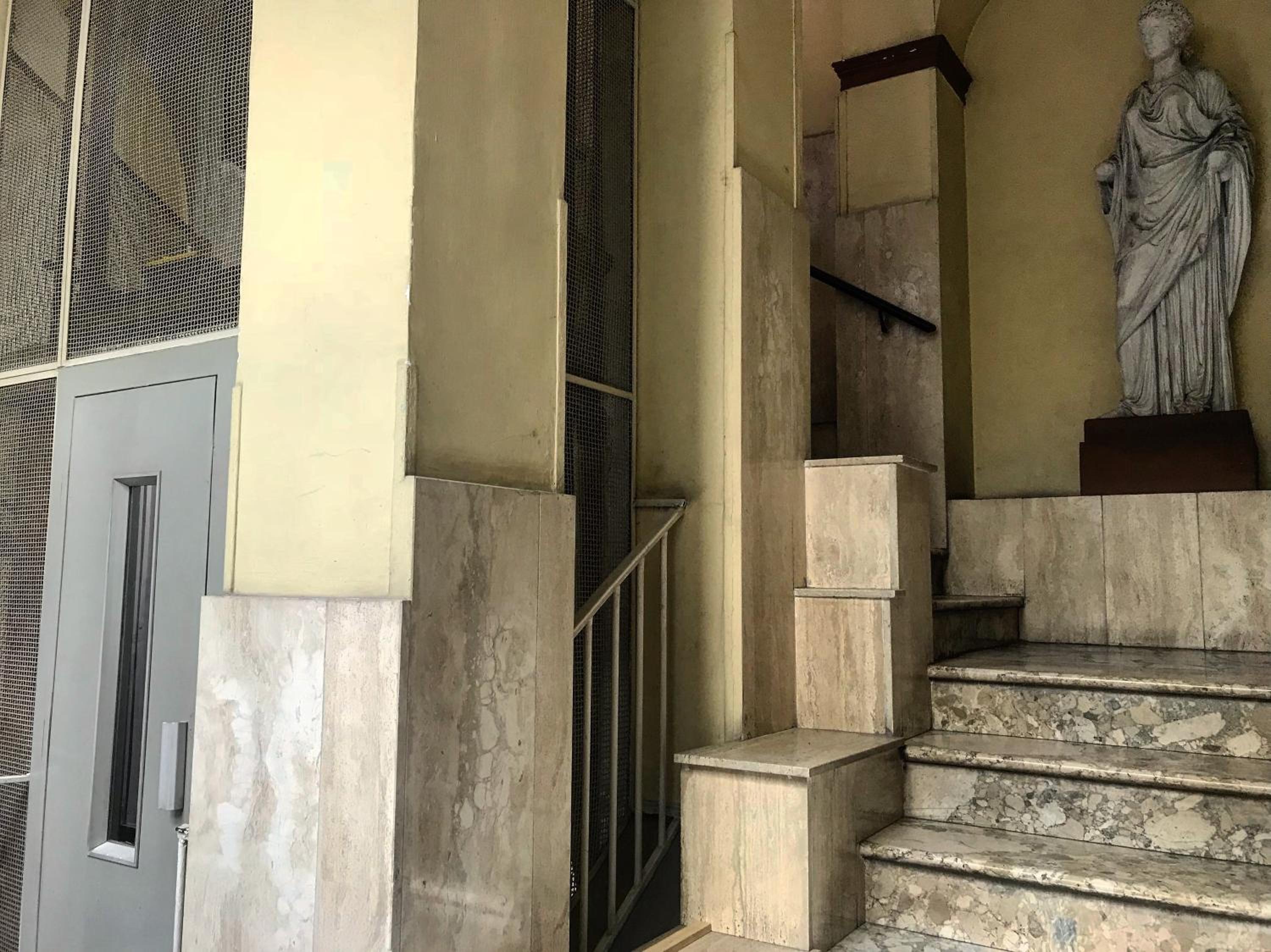 St. Teresa Museum Suites