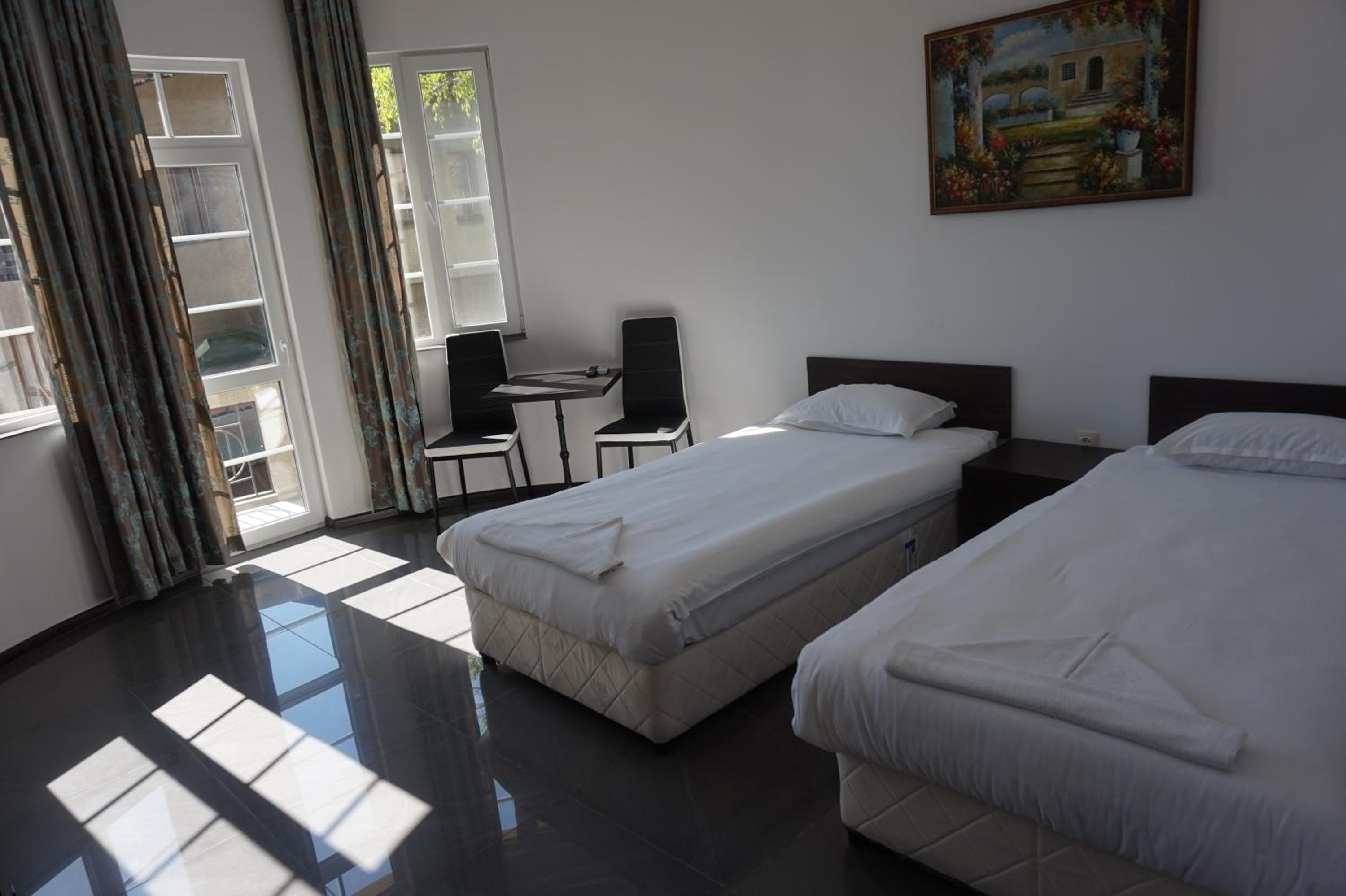 SeaSide Guest Rooms view 3