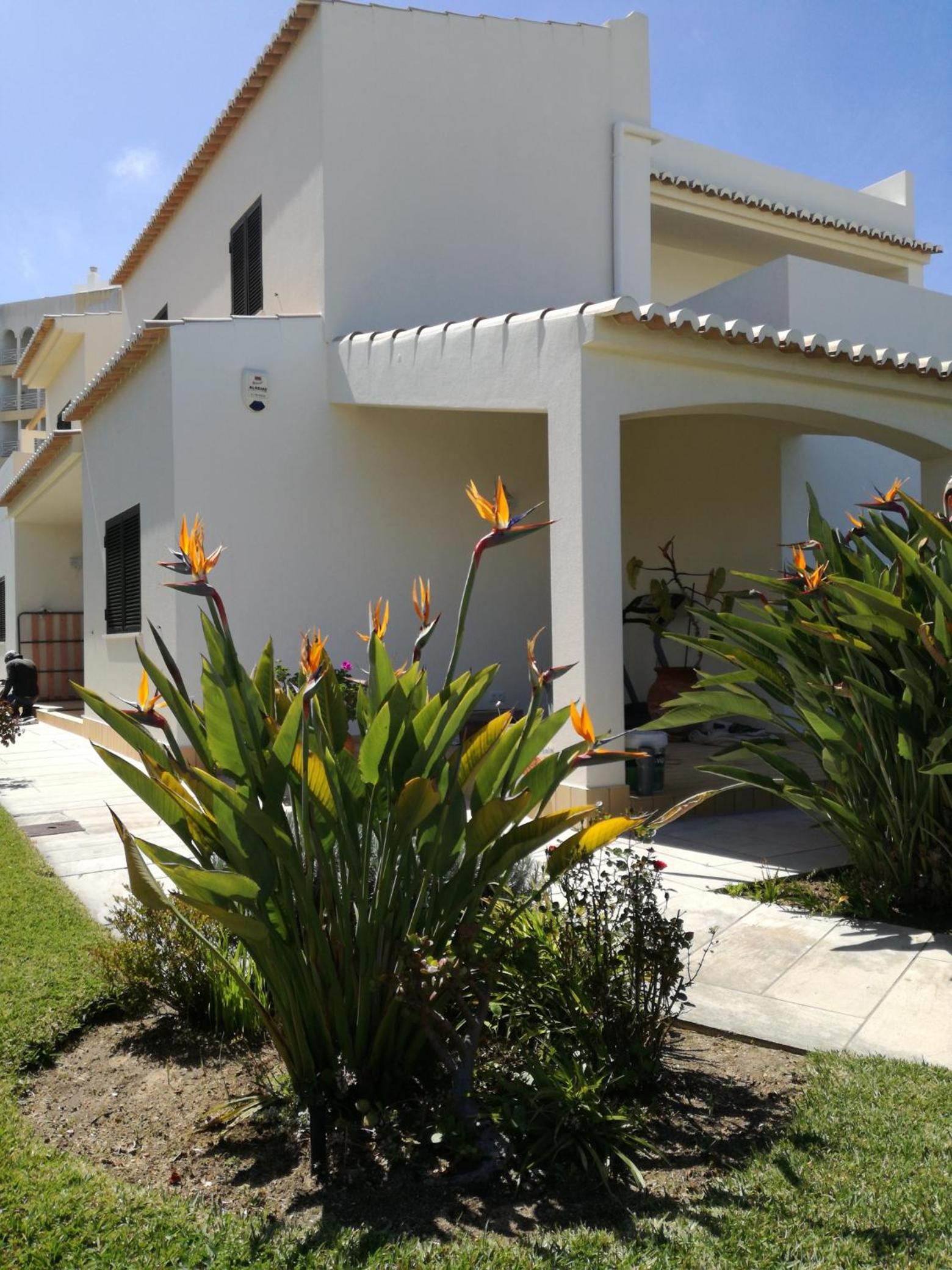 Hotel Sensations Guesthouse - Image 1