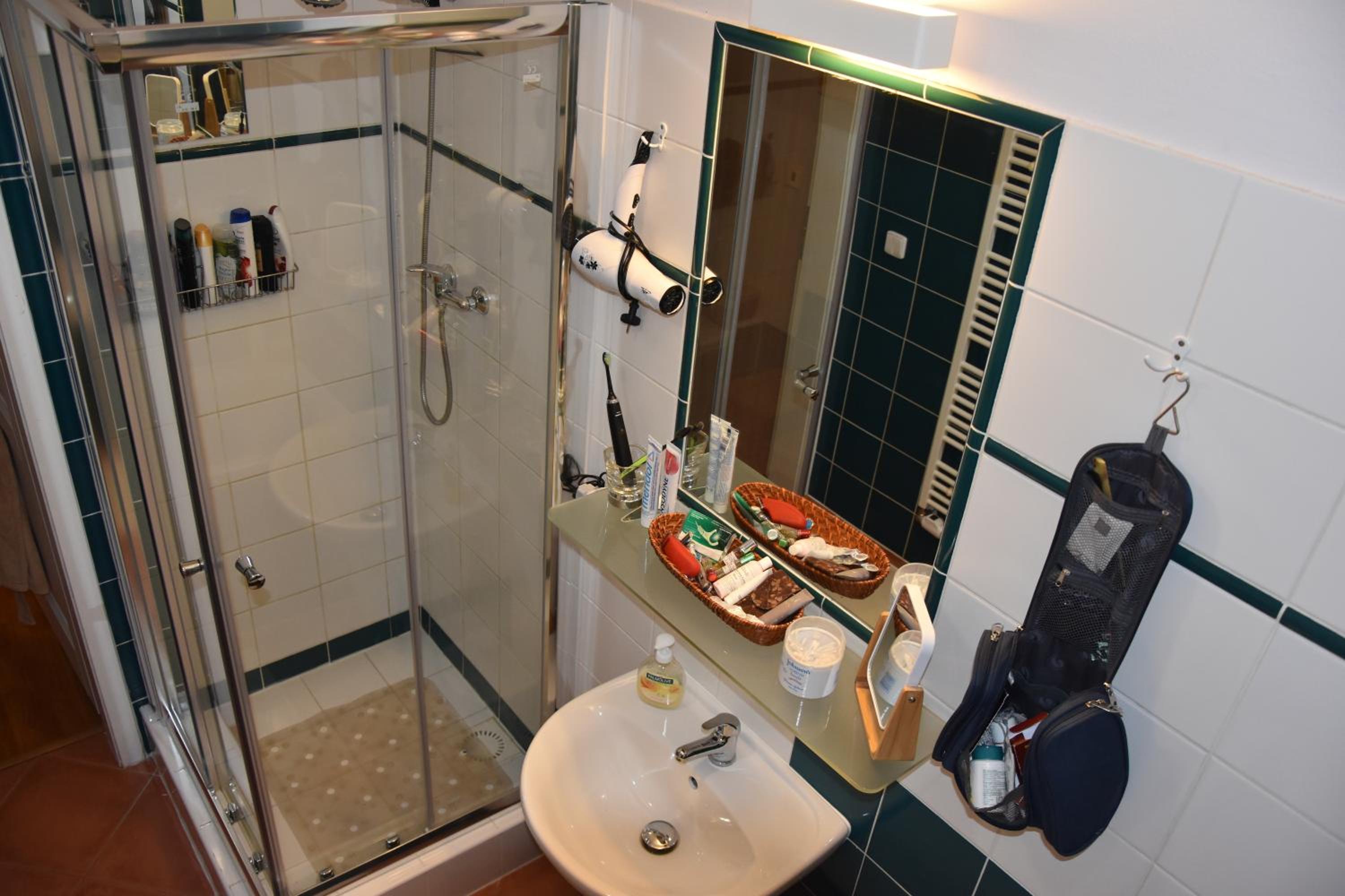 Victoria Design Stays - Apartment Rehorova