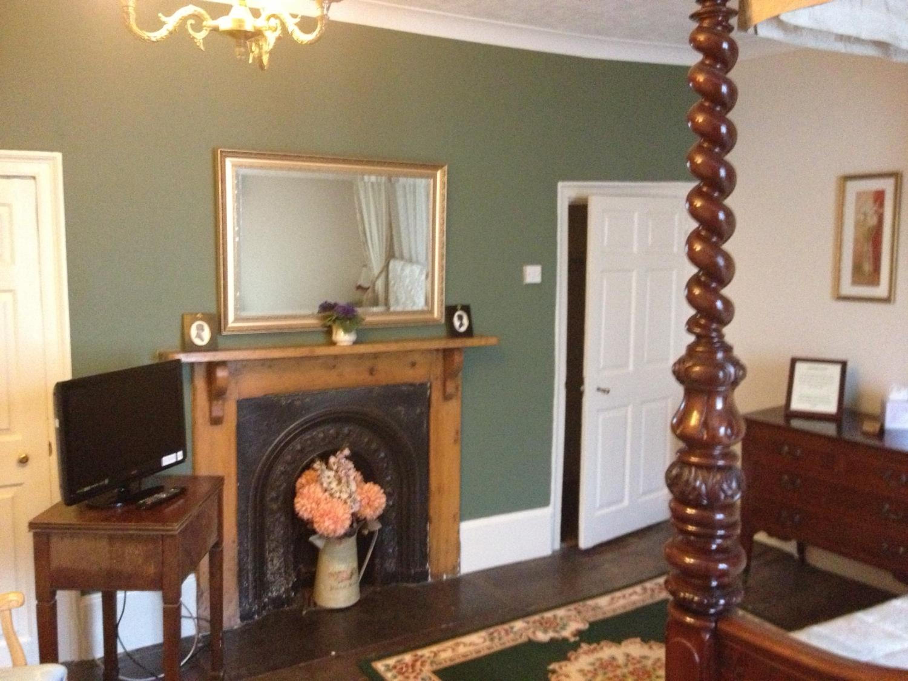 Calcutts House view 3