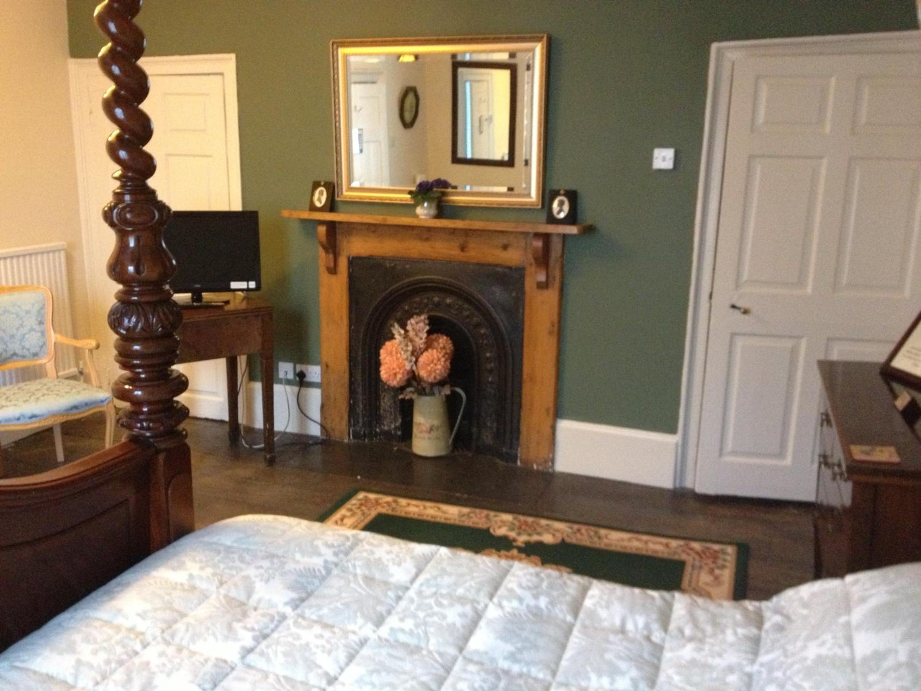 Calcutts House view 4